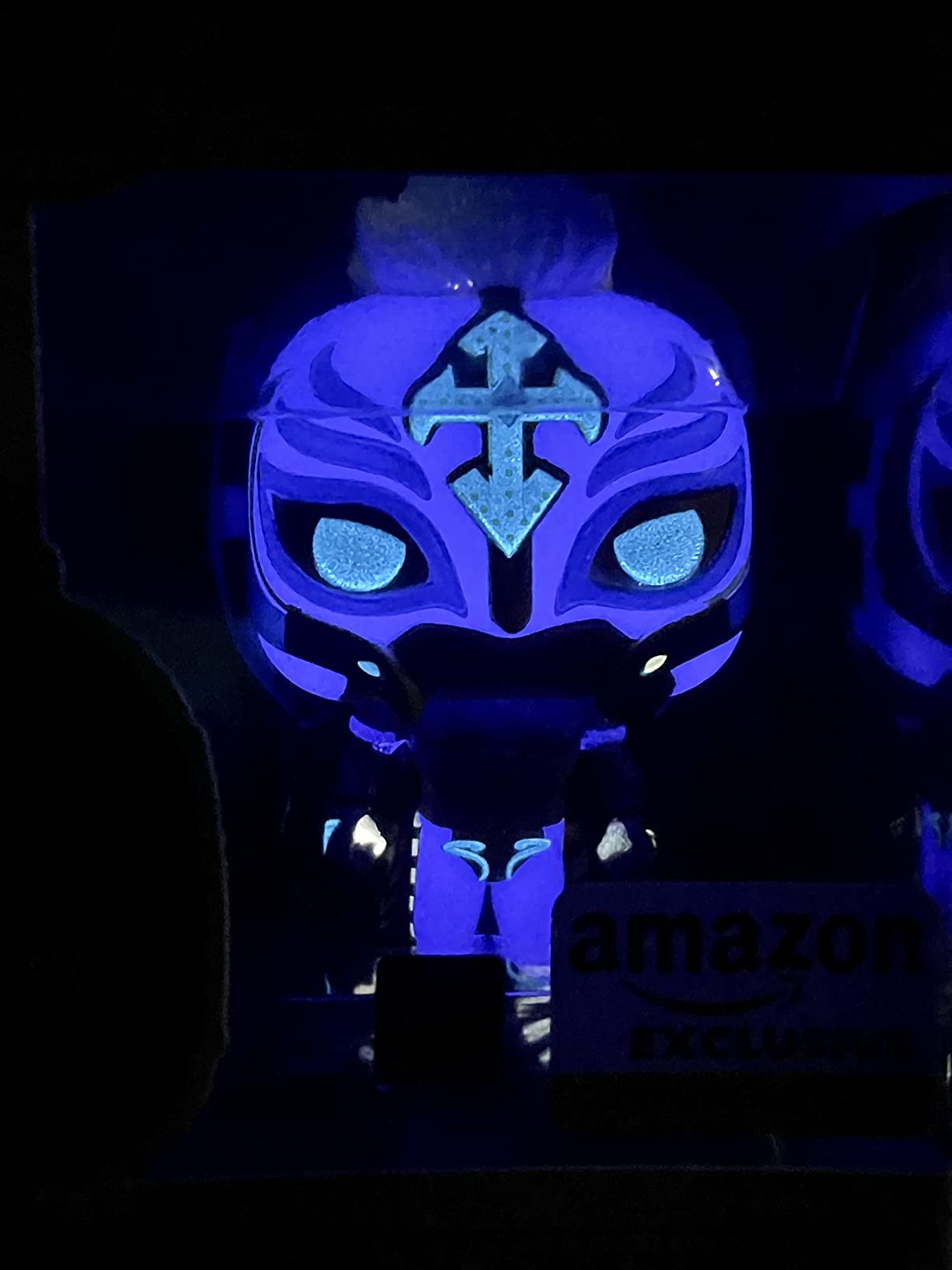Funko POP WWE: Rey Mysterio, Glow in The Dark, Amazon Exclusive, Multicolor, (58784) customer photo 2