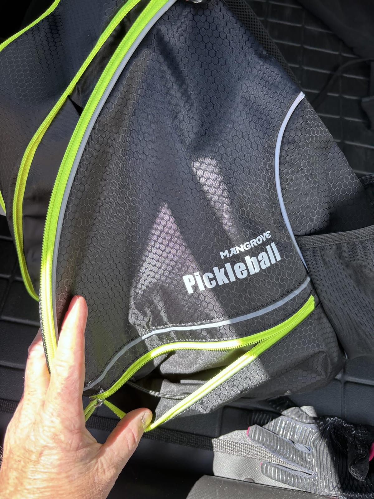 Mangrove Pickleball Bag with Fence Hook/Large Capacity/5 Dedicated Pockets customer photo 1