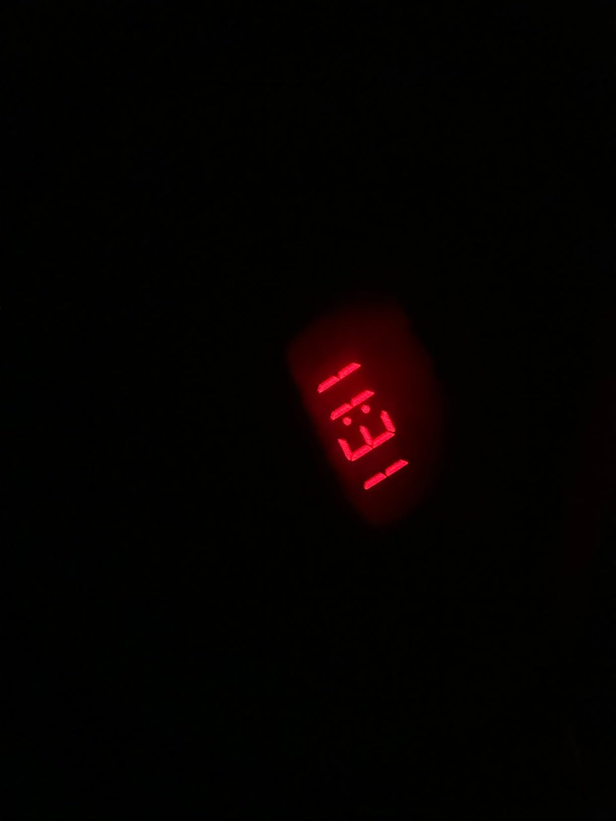 La Crosse Technology 616-41667-INT Black Atomic Projection Alarm Clock with Temperature customer photo 2