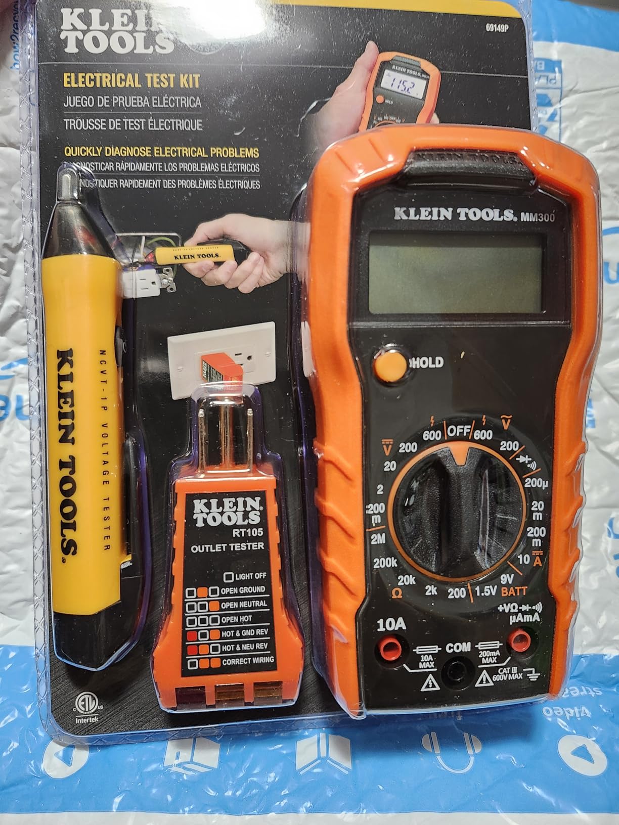 Klein Tools 69149P Electrical Test Kit with Digital Multimeter, Non-Contact Voltage Tester and Electrical Outlet Tester, Leads and Batteries customer photo 1