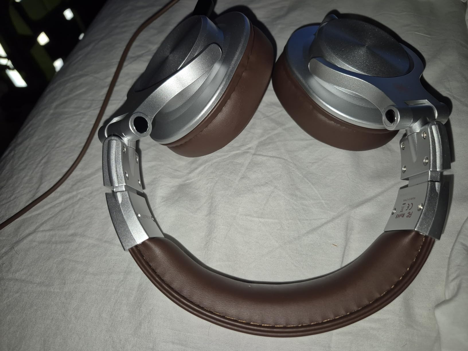 OneOdio A71 Hi-Res Wired Over-Ear Studio Headphones for DJ, Mixing - Black customer photo 2