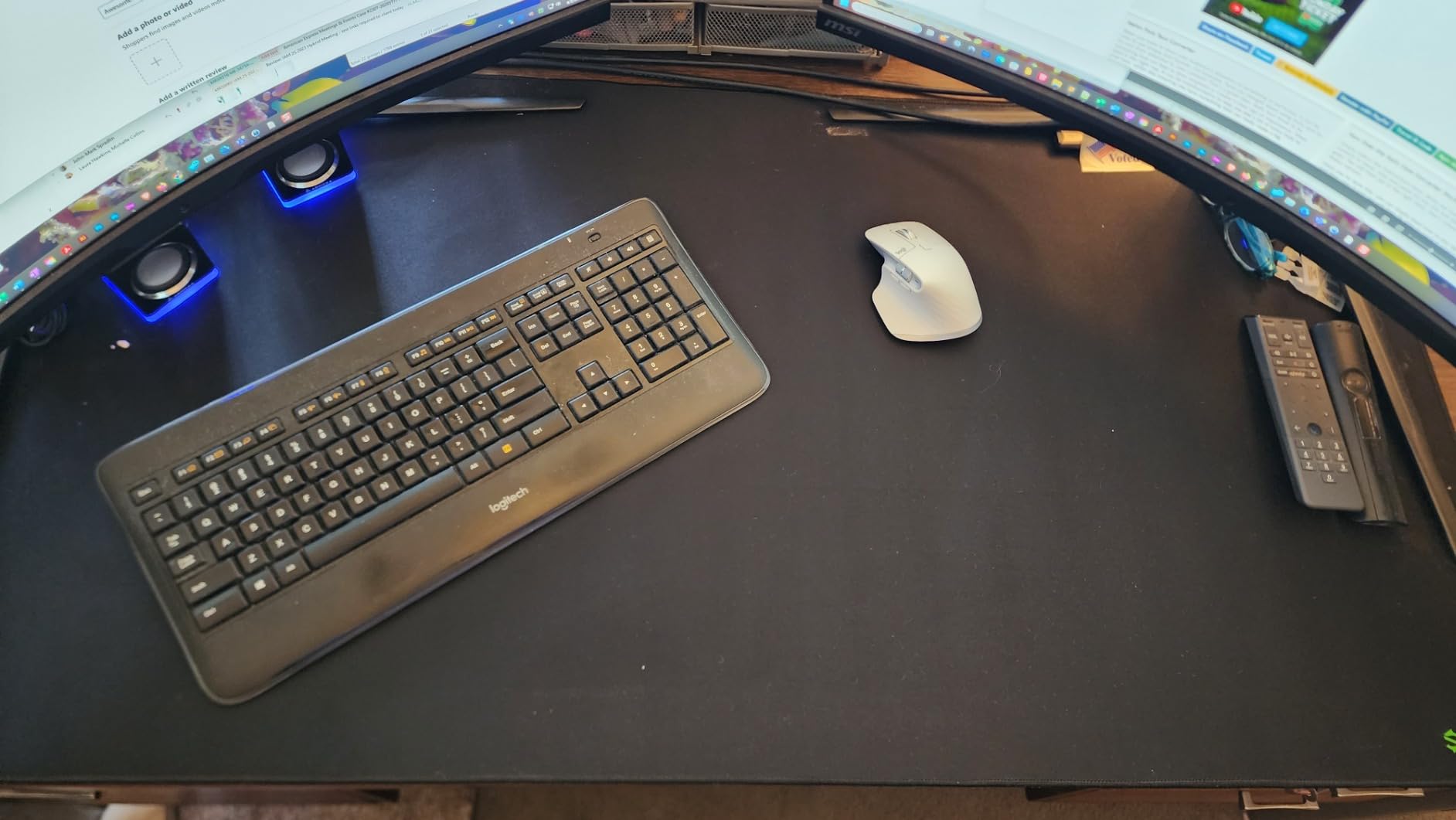 Black Shark Gaming Mouse Pad Desk Mat 47.2” x 23.6”, Oversized Large Mouse Pad, Non-Slip Mousepad, Super-Thick with Special-Textured Surface, Anti-Fray Stitched Edges, Desk Pad Manta P4 customer photo 1
