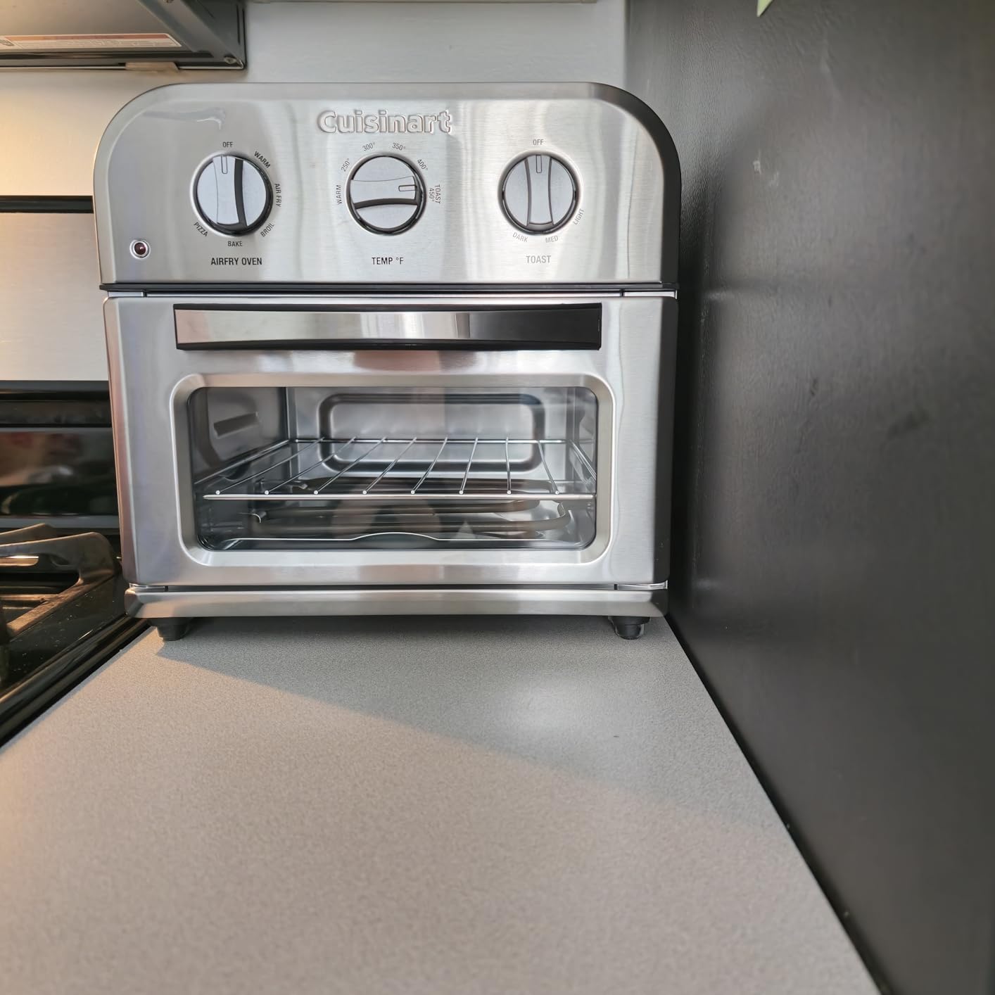 Cuisinart Compact Air Fryer Toaster Oven, Stainless Steel Fryer with 6-in-1 Functions, Adjustable Temperature, Includes Oven Rack, Baking Pan and Air Fry Basket, TOA-26 customer photo 1