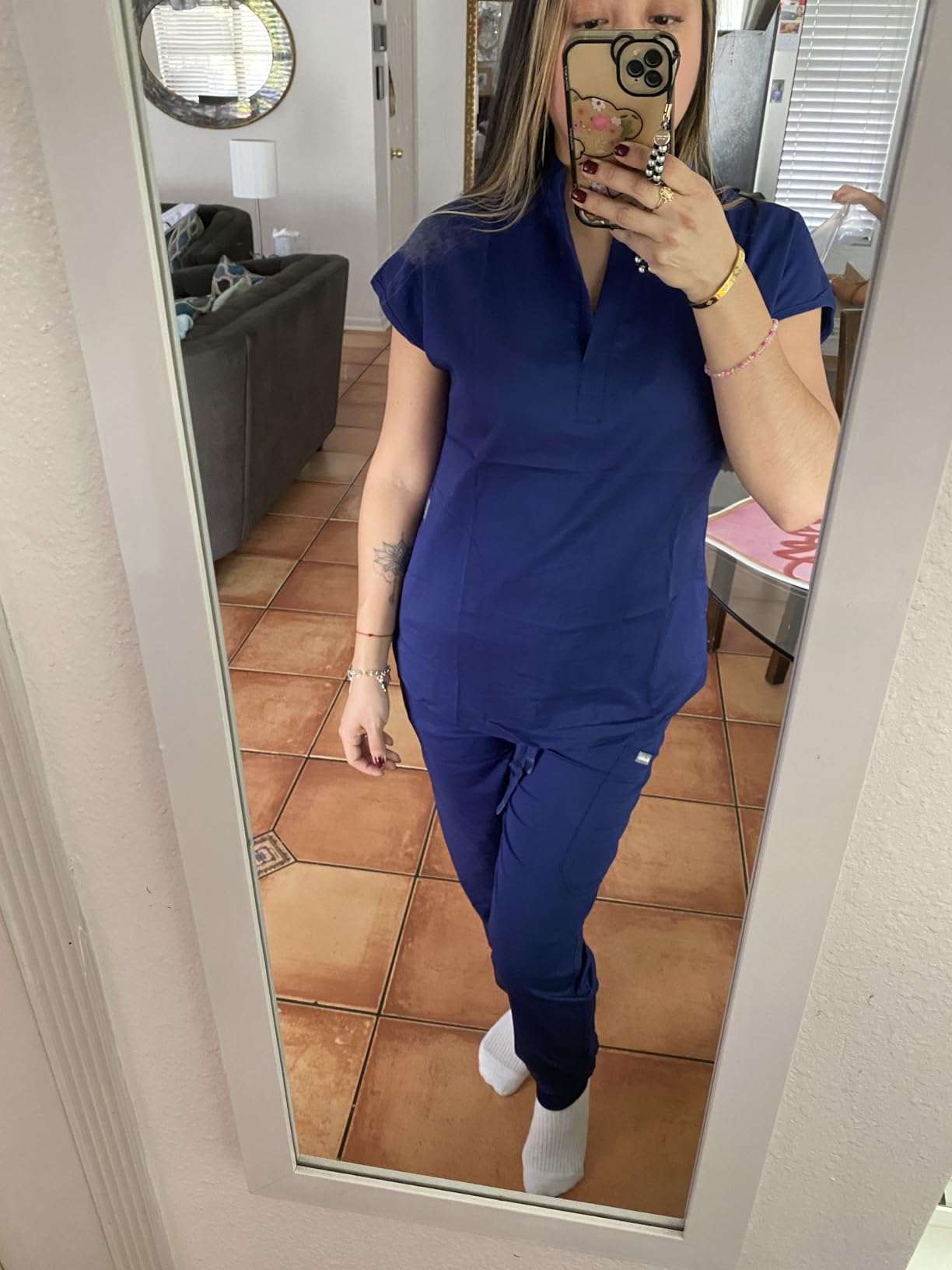 niaahinn Scrubs Set for Women Nurse Uniform Jogger Suit Stretch Top & Pants with Multi Pocket for Nurse Esthetician Workwear customer photo 2