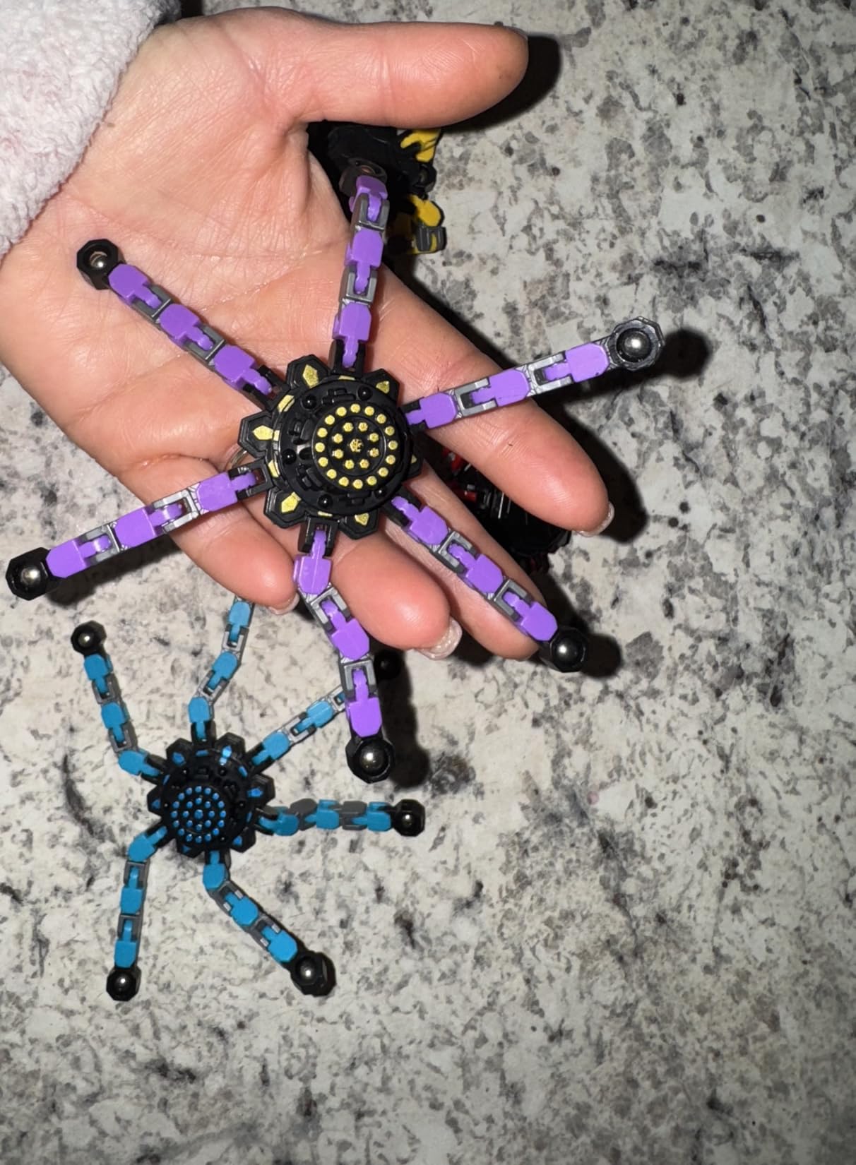 Gokeey Transformable Fidget Spinners Toys 4 Pcs for Kids and Adults Stress Relief Sensory Toys for Boys and Girls Age 8-13 Fingertip Gyros Party Favors Birthday Gifts for Teens Road Trip Travel Toy customer photo 1