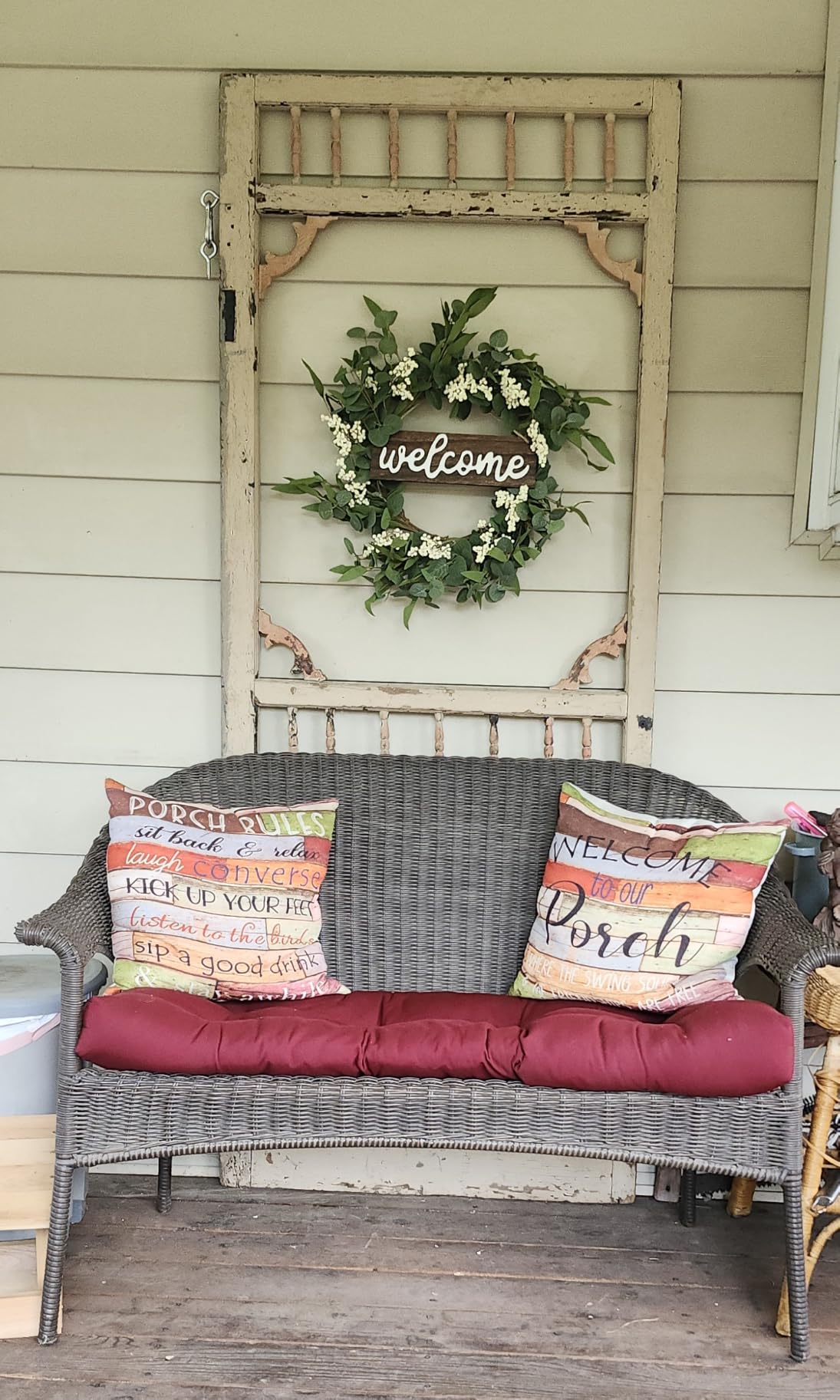 Sggvecsy Green Eucalyptus Wreath with Welcome Sign 20in Artificial Spring Summer White Berries for Front Door Wall Window Festival Farmhouse Porch Patio Garden Decor, White,green customer photo 1