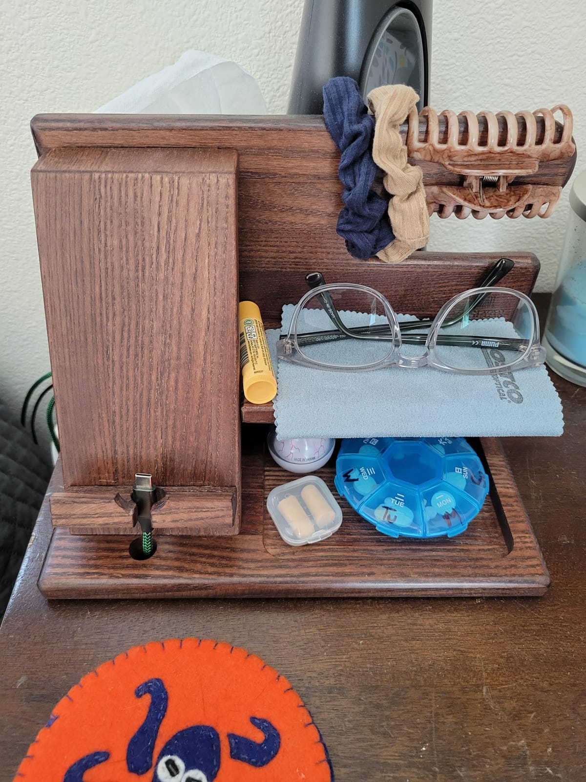 TESLYAR Wood Phone Docking Station for Men - Desktop or Nightstand Organizer - Birthday Gifts for Men, Dad - Anniversary Idea from Wife - Key Holder, Stand Wallet, Watch & Essentials (Bourbon Brown) customer photo 2