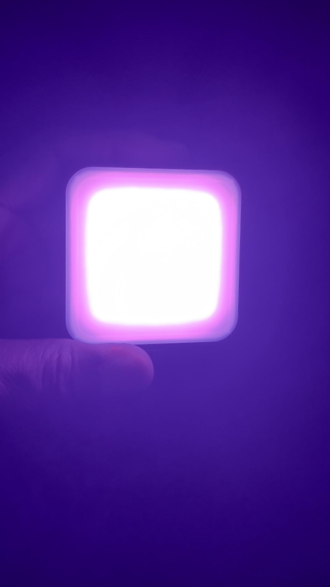 NEEWER Magnetic RGB Camera Light, 360° Full Color Small LED Panel, RGB61 customer photo 1