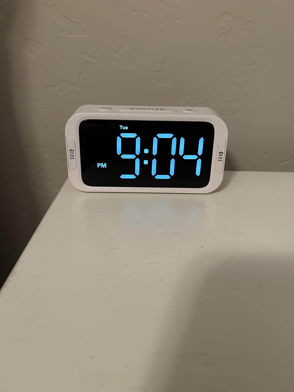 Odokee Digital Dual Alarm Clock for Bedroom with 0-100% Dimmable Display | Easy to Set Alarm Clock with Weekday/Weekend Mode - Loud Alarm for Heavy Sleepers with 5 Sounds Adjustable Volume - Blue customer photo 2