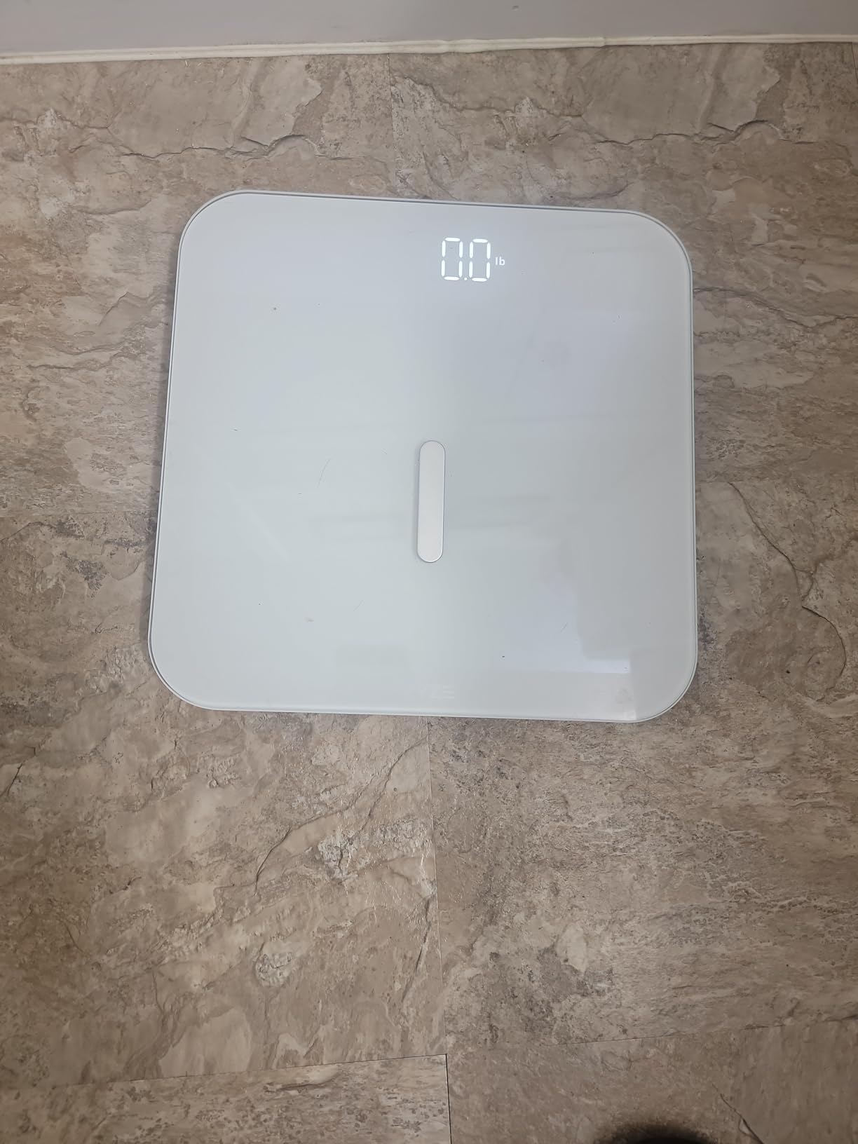 Wyze Smart Scale X Digital Bathroom Scale for Body Weight and Fat (Black) | BMI Muscle Mass Body Composition Scale, ITO Glass, Baby/Pet/Luggage Modes, Batteries Included, Syncs with Fitness Apps customer photo 1