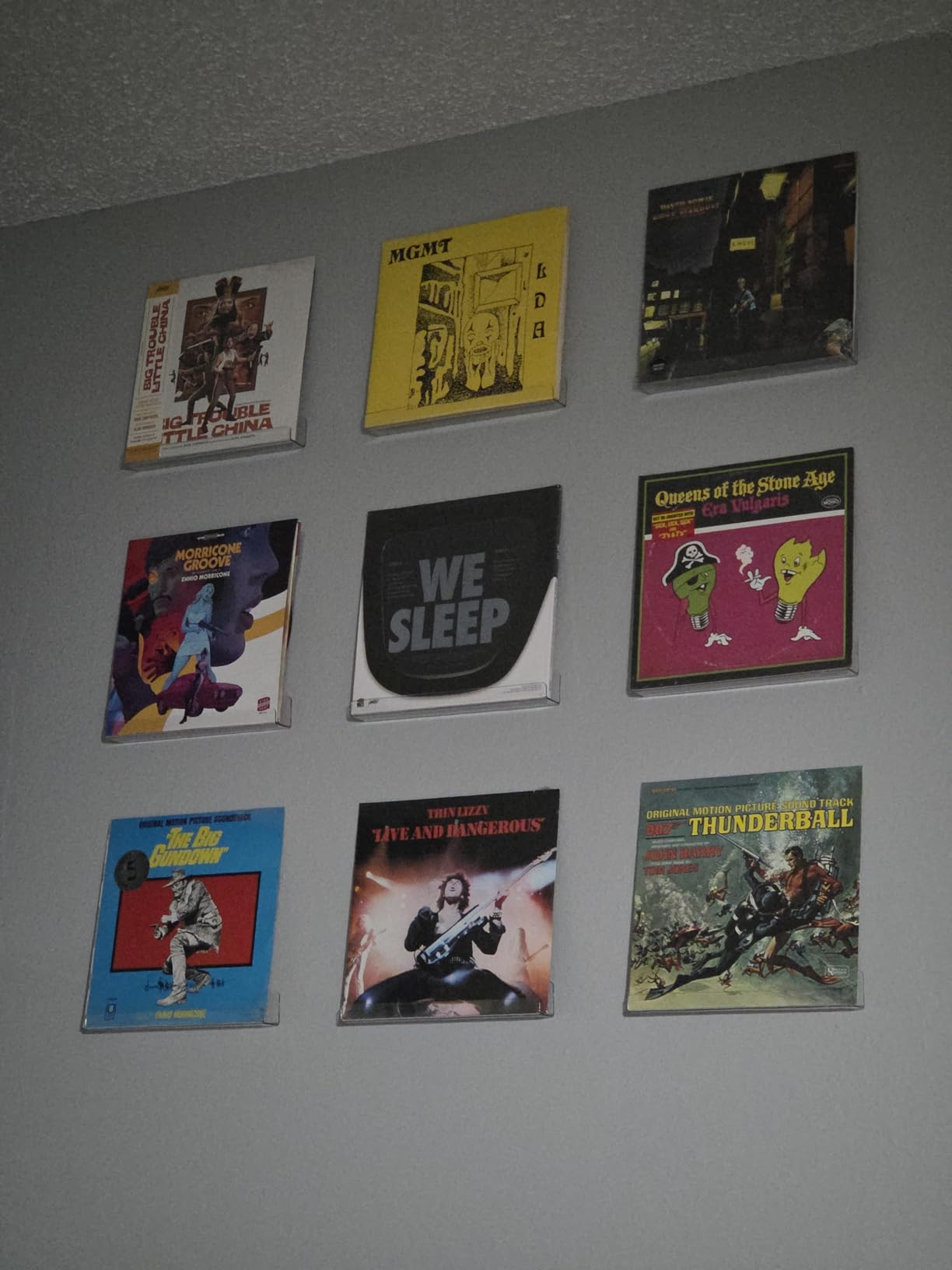 Laurensory Vinyl Record Wall Mount Shelves, 12 inch Vinyl Holder, 6 Pack customer photo 1
