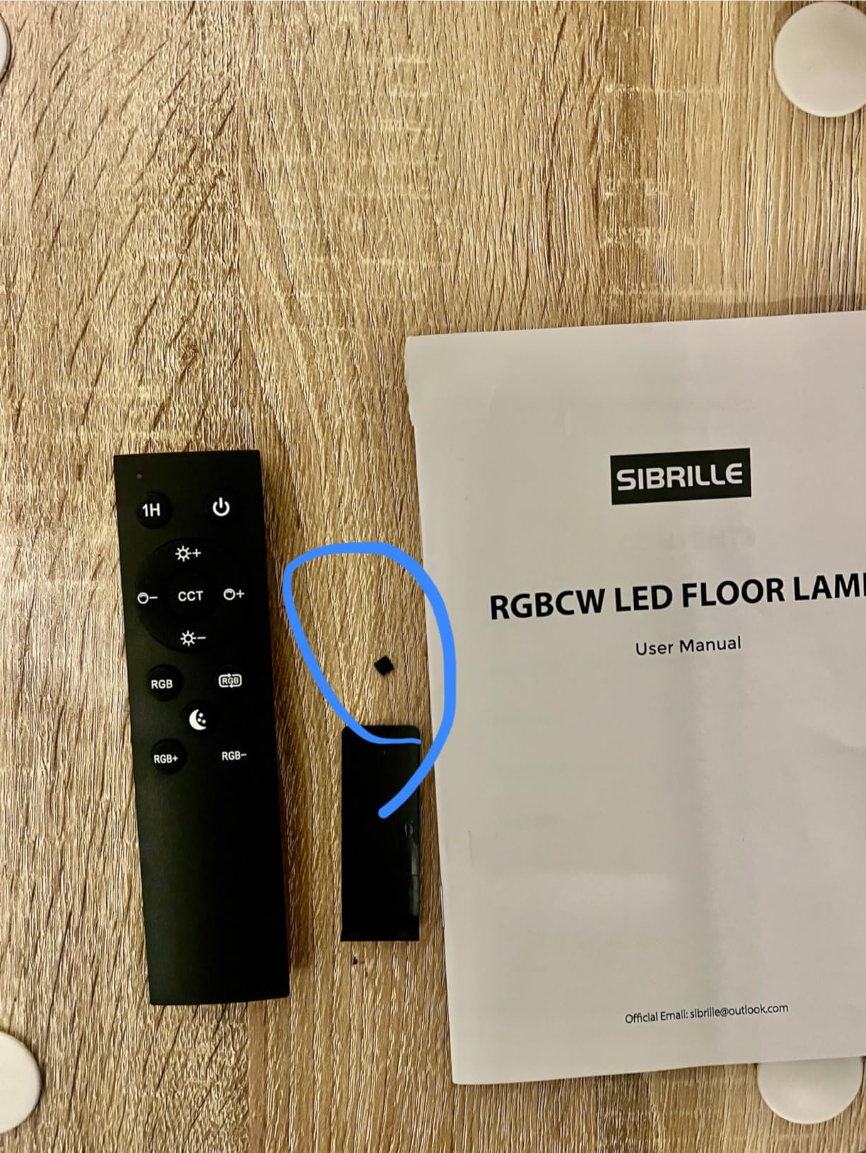 SIBRILLE LED Floor Lamp - Rotatable Standing Lamp with Touch & Remote Control, 3000-6000K, 22W Modern Floor Reading Light, Dimmable Corner Uplighter for Living Room Bedroom Office, Black customer photo 2
