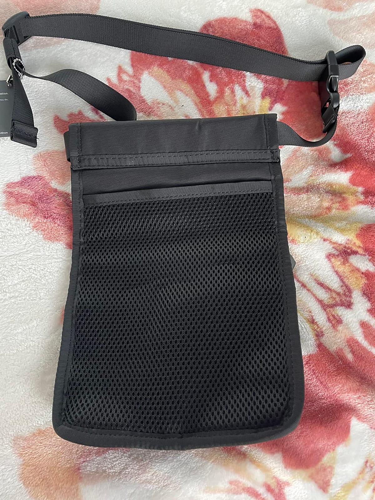 SITHON Massage Bottle Bag, Professional Massage Therapist Holster for 2 Bottles, Lotion Oil Waist Holder Organizer with Adjustable Belt, Multiple Pockets (Bag Only) (Black) customer photo 1