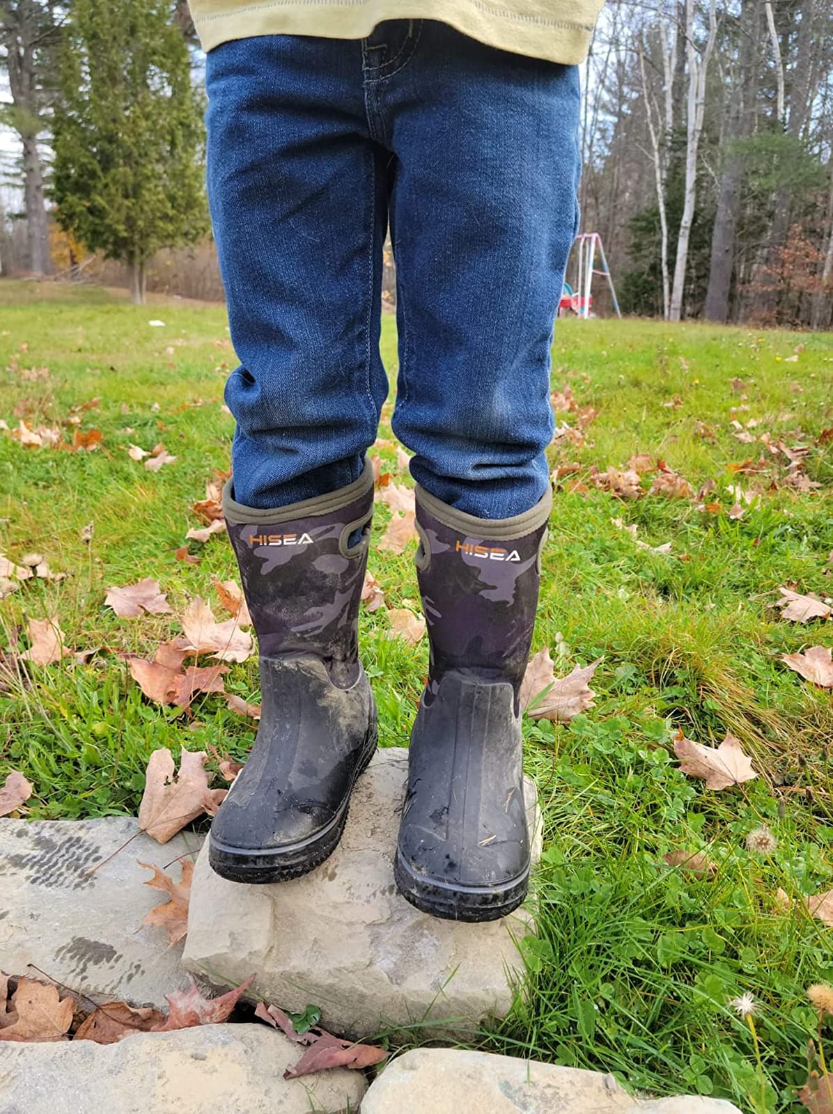 HISEA Kids Rain Boots for Boys Girls Rubber Mud Boots with Easy-On Handles customer photo 1