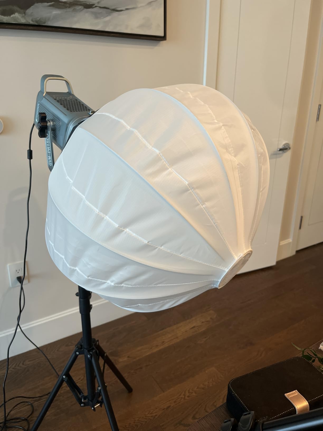 GVM 150W Video Light Kit, 2700K-7500K Continuous Lighting for Photography with Lantern Softbox&Stand, Bi-Color Studio Light Kit with Bluetooth Control, CRI 97+ 8 Scene Lights for Live Streaming customer photo 2