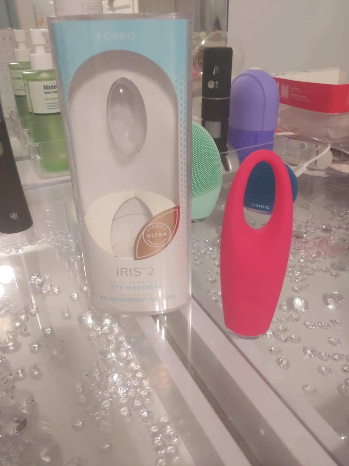 FOREO IRIS 2 Eye Massager - Dark Circles, Puffiness & Eye Bags - Fuchsia | Eye massager, dark circles, puffiness, eye bags, lymphatic drainage, silicone, BPA free, all skin types customer photo 2