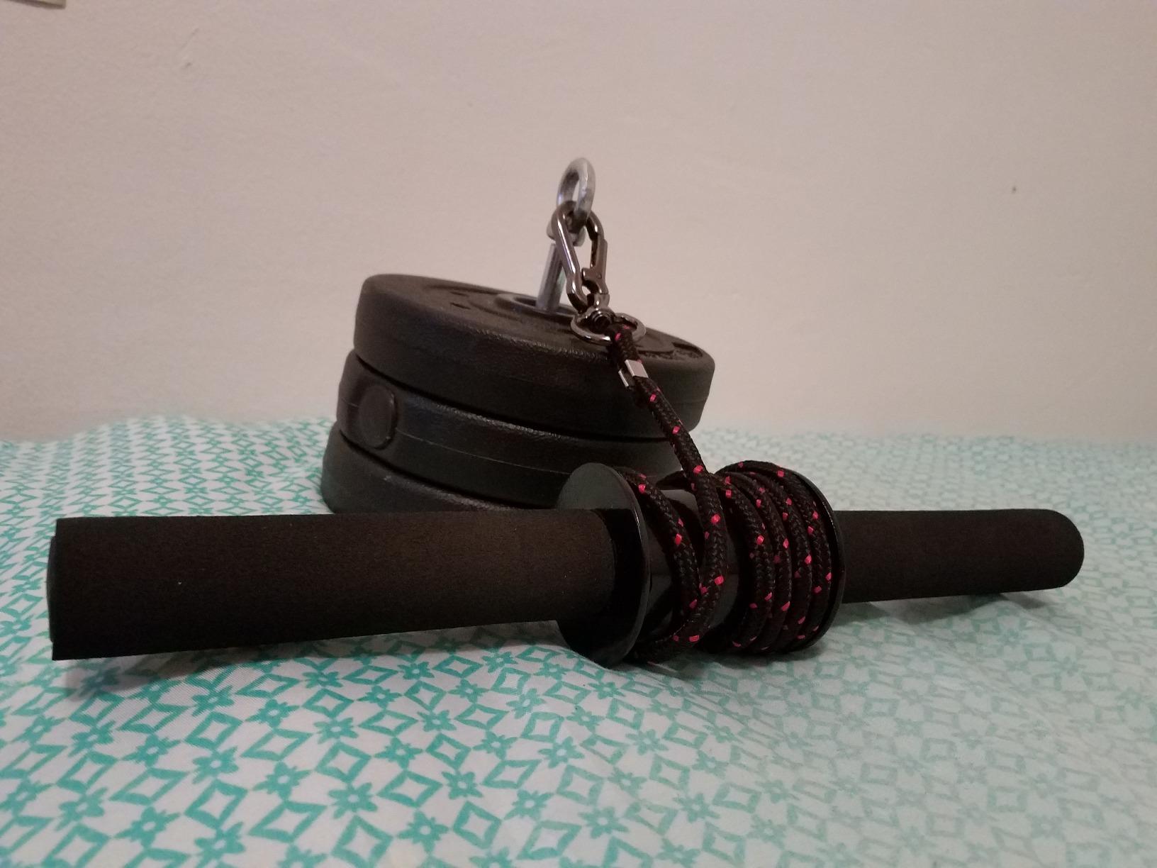 PELLOR Wrist and Forearm Blaster, Wrist Roller & Forearm Roller with Anti-Slip Grip Handles, Forearm Strength Trainer Ideal for Grip Strength, Muscle Building, Rehabilitation customer photo 1