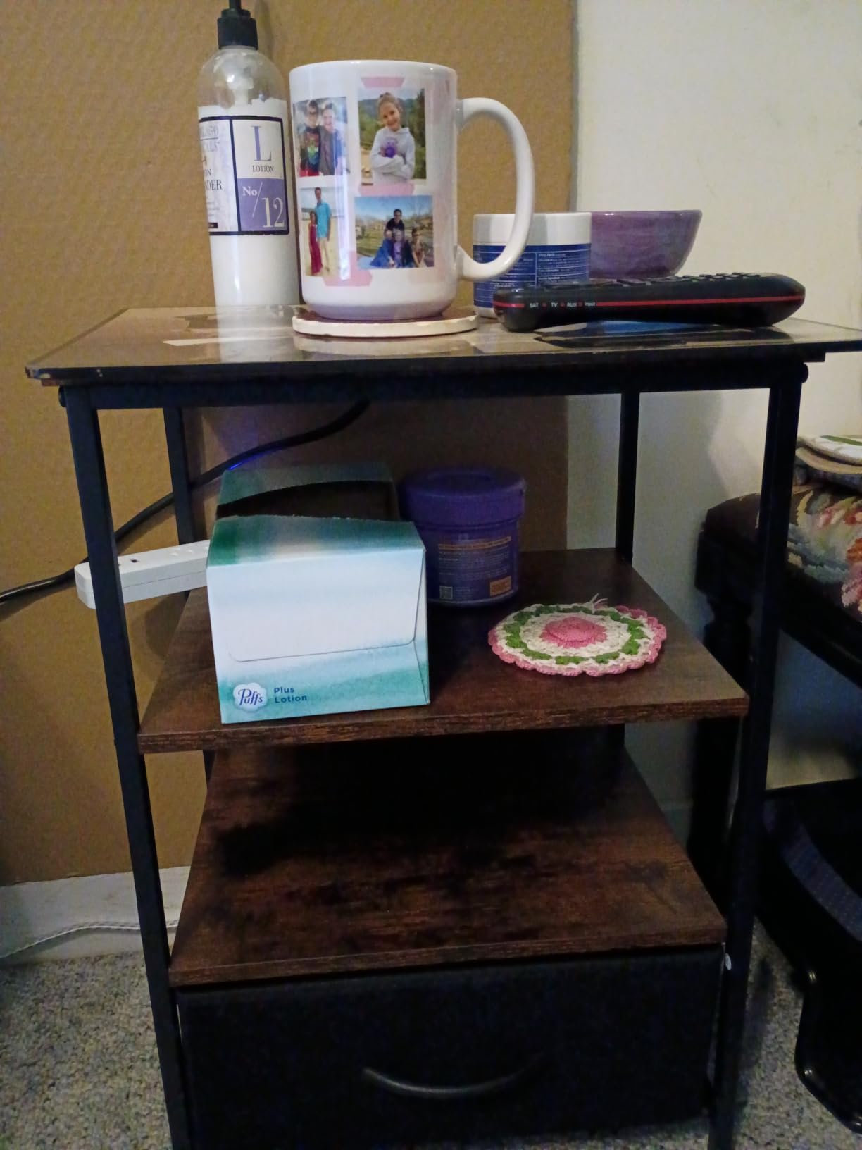 SUPERJARE Nightstand with Charging Station, USB-C Port, Bedside Table customer photo 1