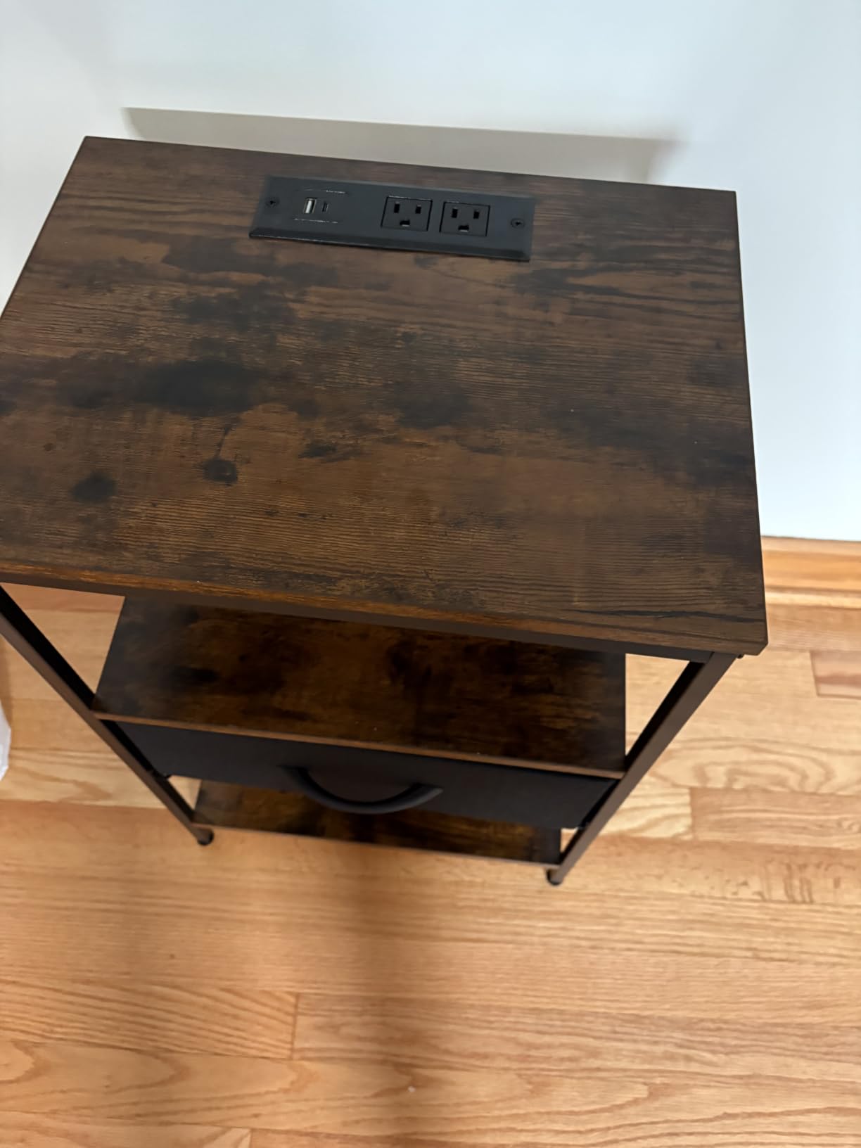 SUPERJARE Nightstand with Charging Station, USB-C Port, Bedside Table customer photo 2