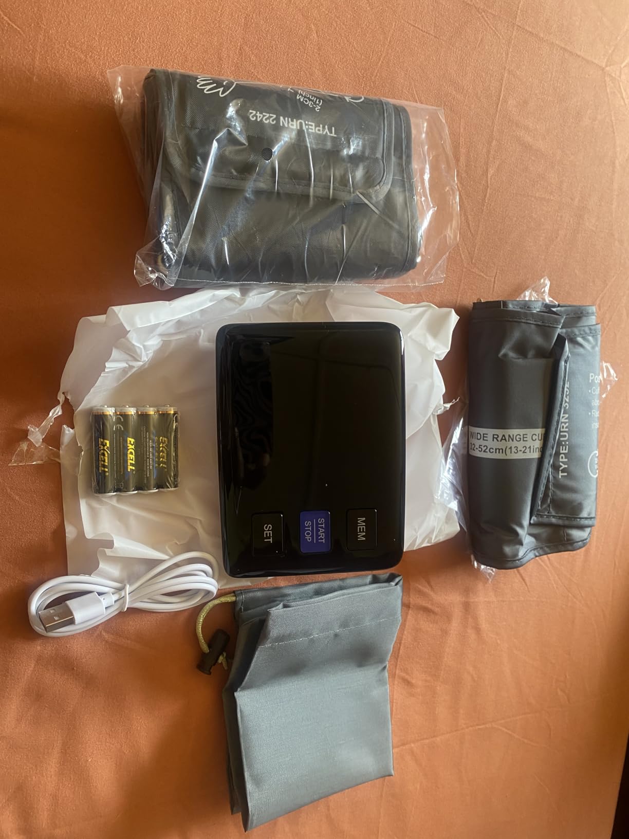 Dual-Cuff Blood Pressure Monitor with 9-17 inch and 13-21 inch Extra Large Cuff customer photo 1