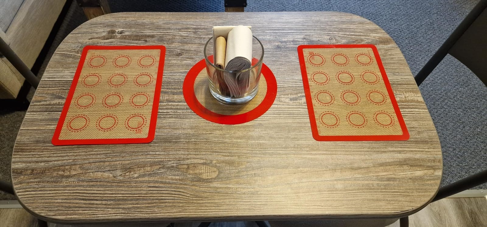 GUANCI Silicone Baking Mat Set of 6, Includes 25
