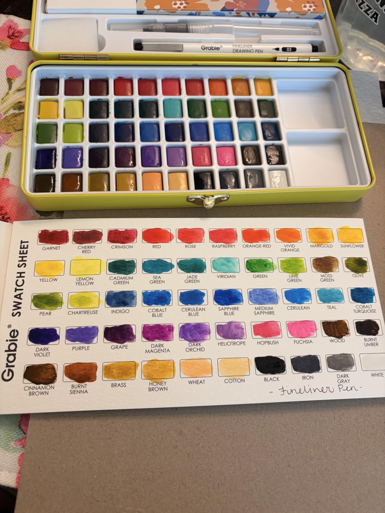 Grabie 50 Color Watercolor Paint Set with Brush Pens customer photo 1