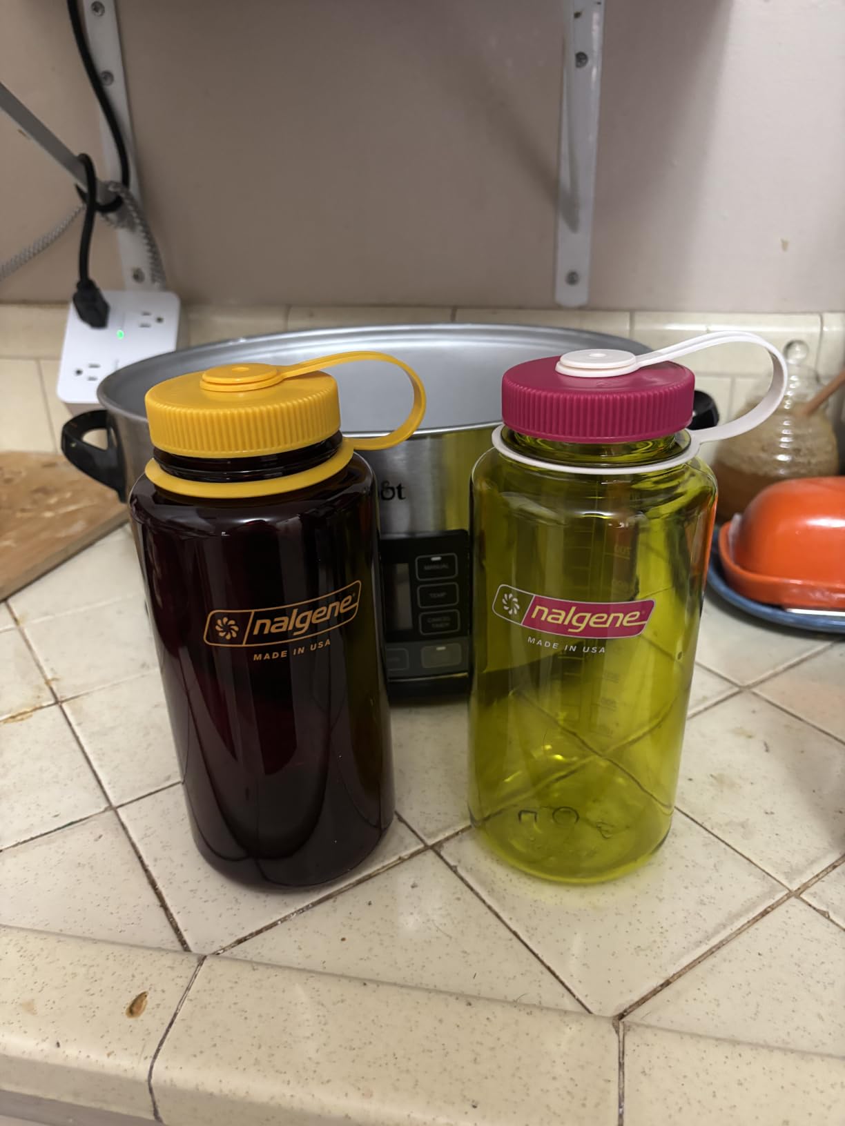 Nalgene 32 oz Wide Mouth Water Bottle, Jade customer photo 1