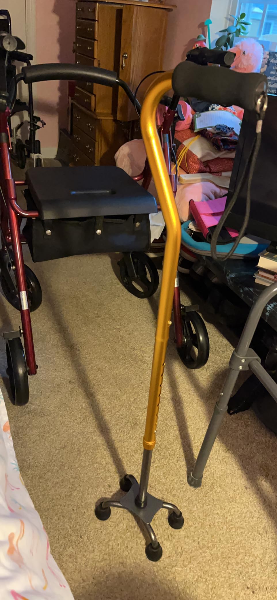 LIXIANG Walking Canes Stablize Women Quad Canes for Seniors & Adults Foldable Adjustable for Men & Women Heavy Duty Freestanding Cane for People with Leg Injuries 3 footings customer photo 1