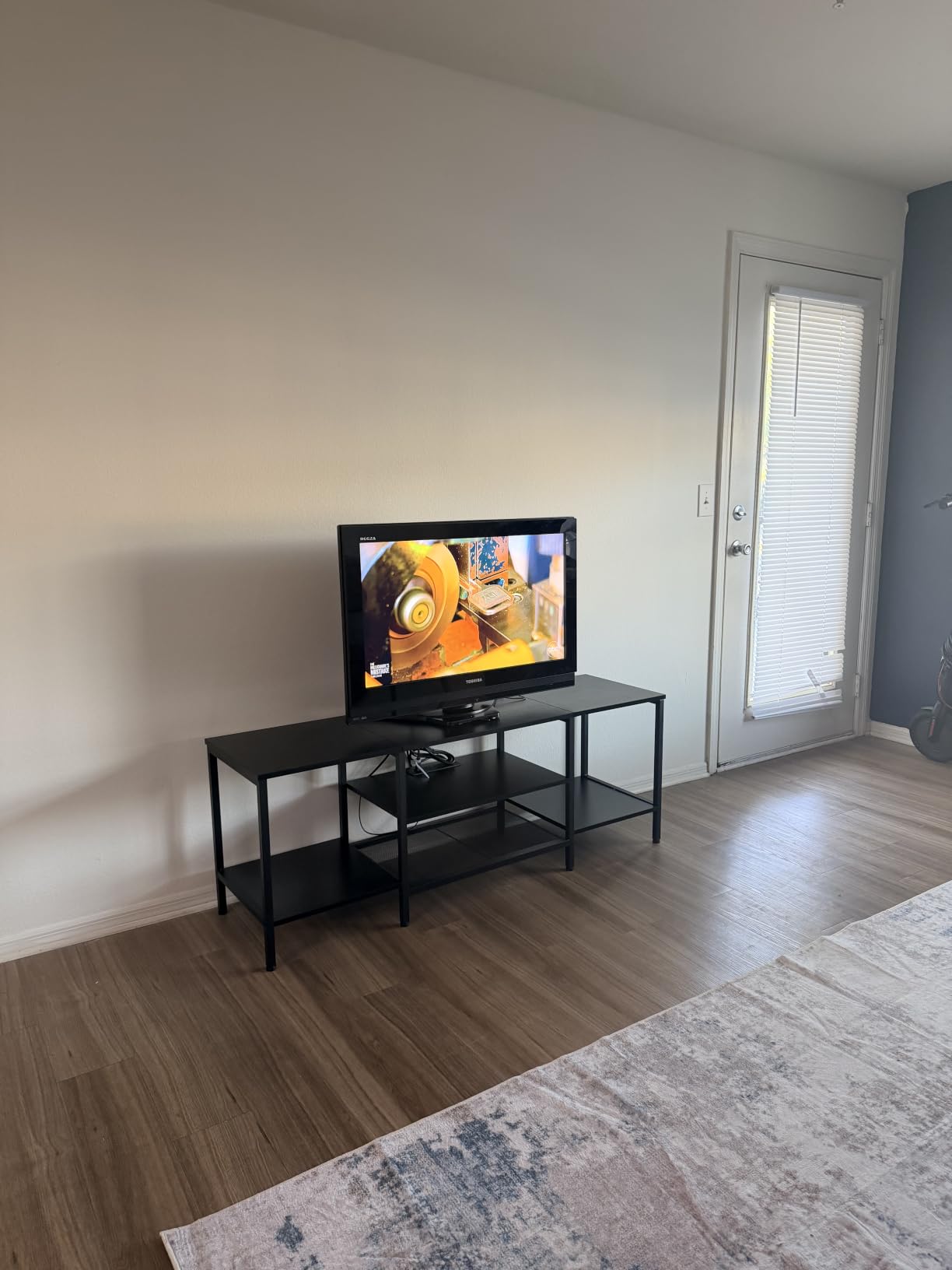 HOOBRO TV Stand with Power Outlets to 75 Inches, TV Console Table with Open Storage Shelves Cabinet, Industrial Media Entertainment Center for Living Room Bedroom, Rustic Brown and Black BF80DS01 customer photo 2