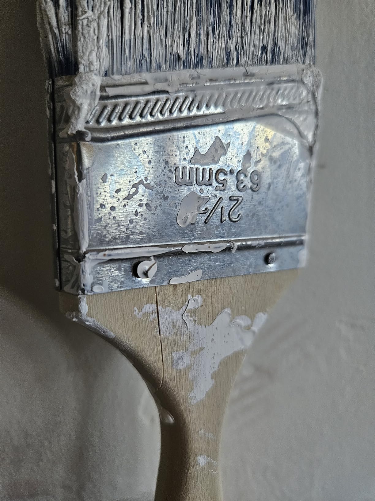 Bates- Paint Brushes, 6 Pack, Treated Wood Handle Brushes for Walls customer photo 1