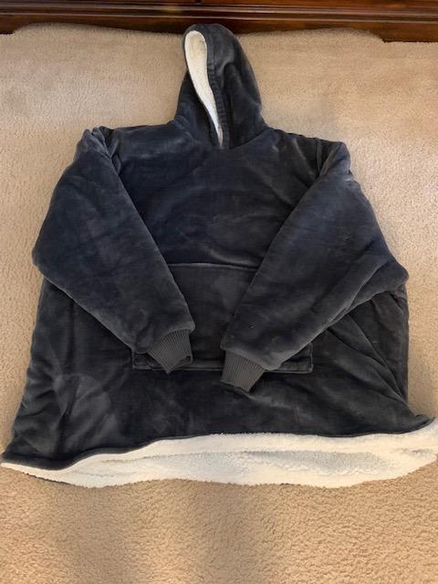 Touchat Wearable Blanket Hoodie, Oversized Sherpa Fleece Sweatshirt Blanket with Giant Hood Pocket and Sleeves for Adult, Warm & Cozy Grey Blanket Gifts for Women customer photo 1