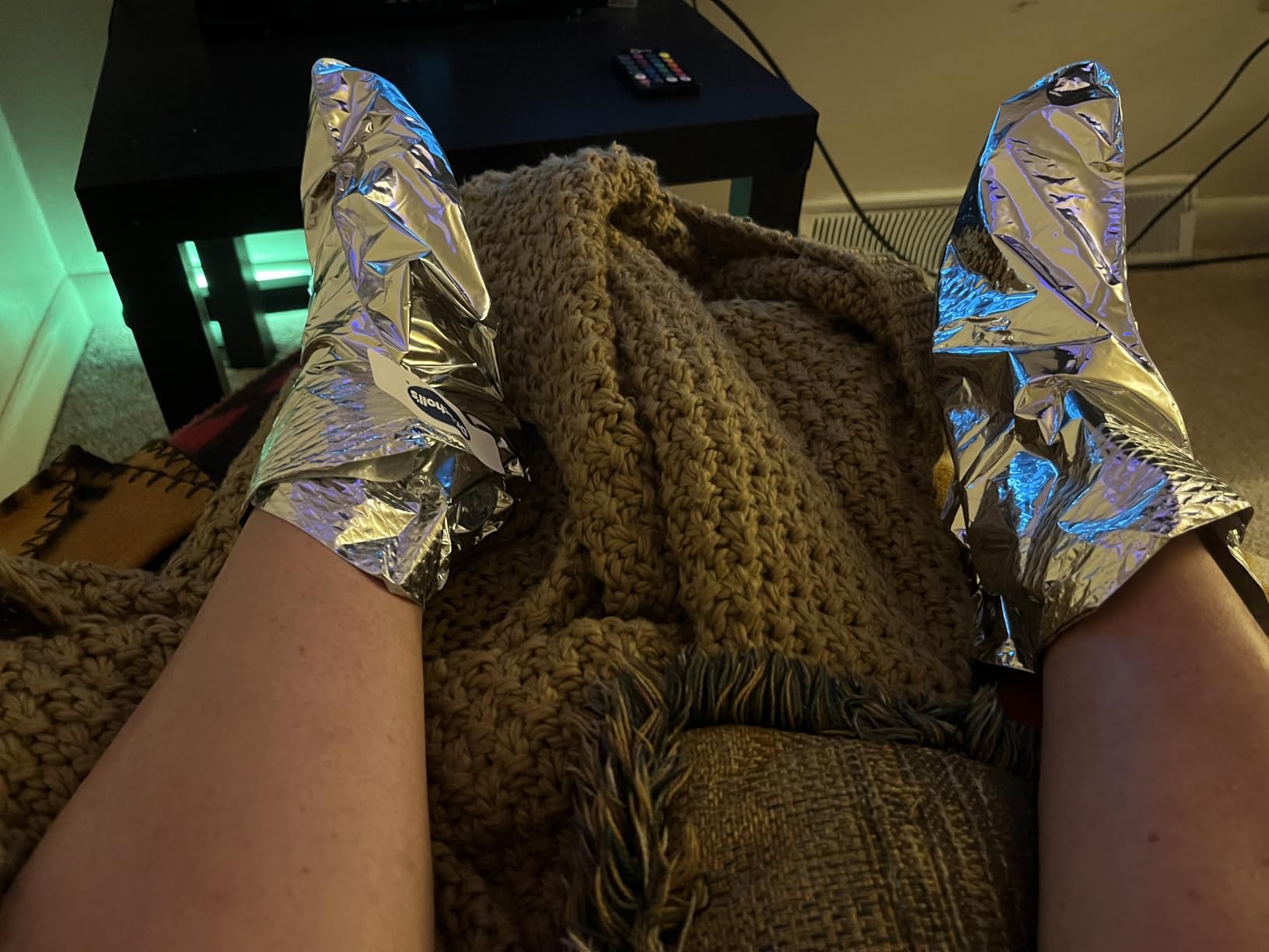 Dr. Scholl's® Tired, Achy Feet Soothing & Reviving Foot Mask, 3 Pair, Warming Booties customer photo 1