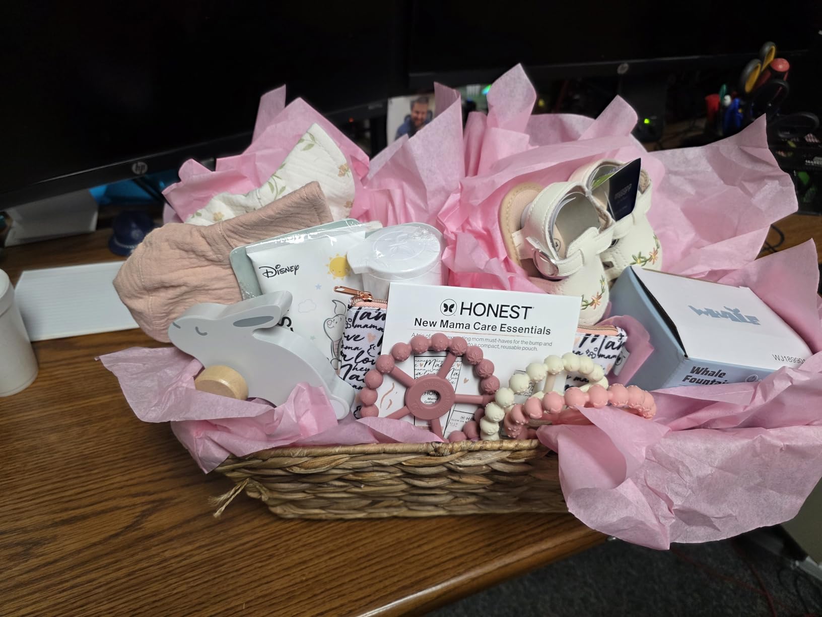 The Honest Company New Mama Care Gift Set, Hospital Bag Must Haves customer photo 2