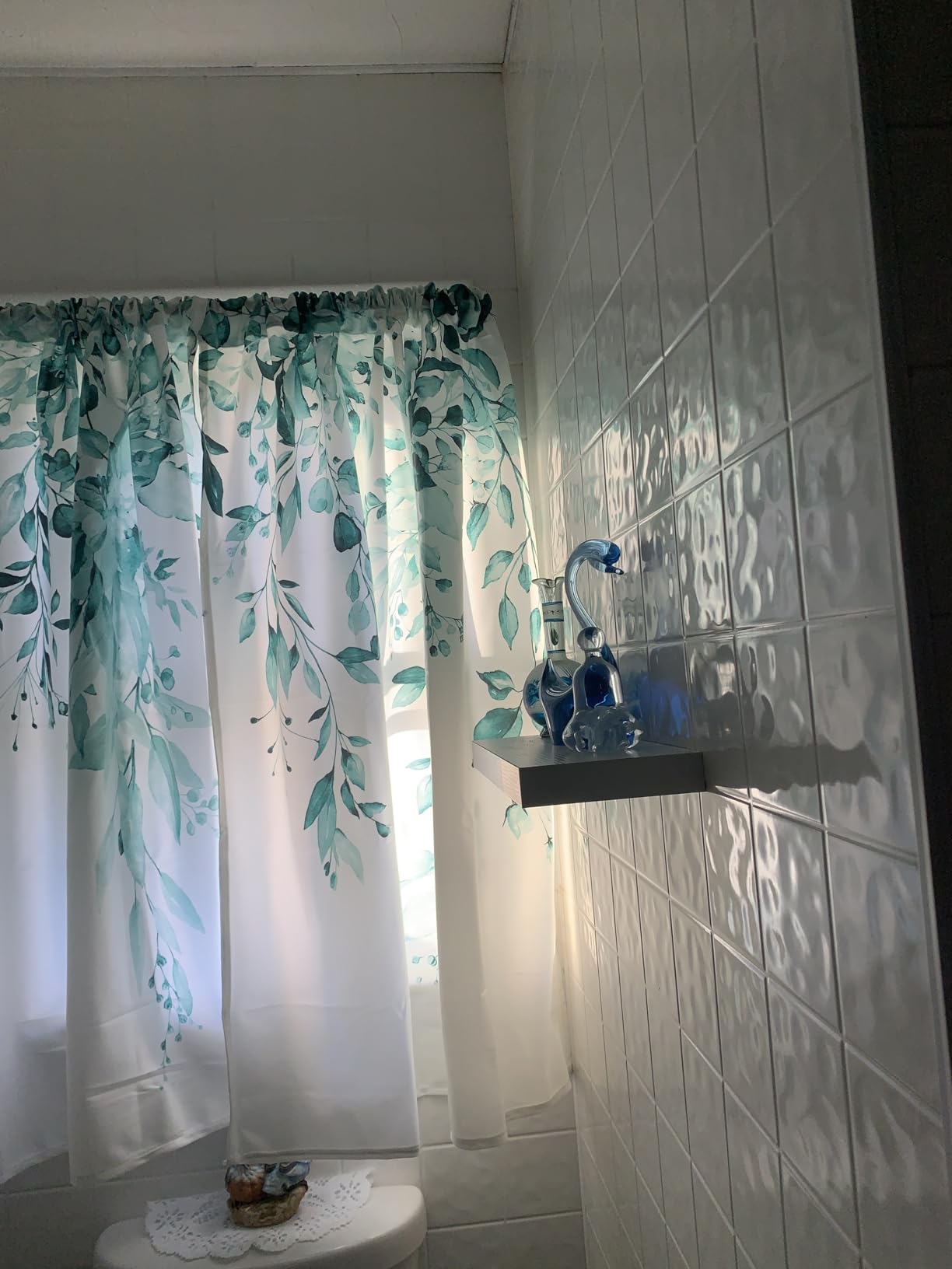 Eucalyptus Botanical Leaves Floral Kitchen Window Curtains Over Sink Boho Farmhouse Flower Leaf Small Window Treatment Sage Green Cafe Short Curtains for Bathroom Tier Drapes 27.5x39 inch customer photo 1