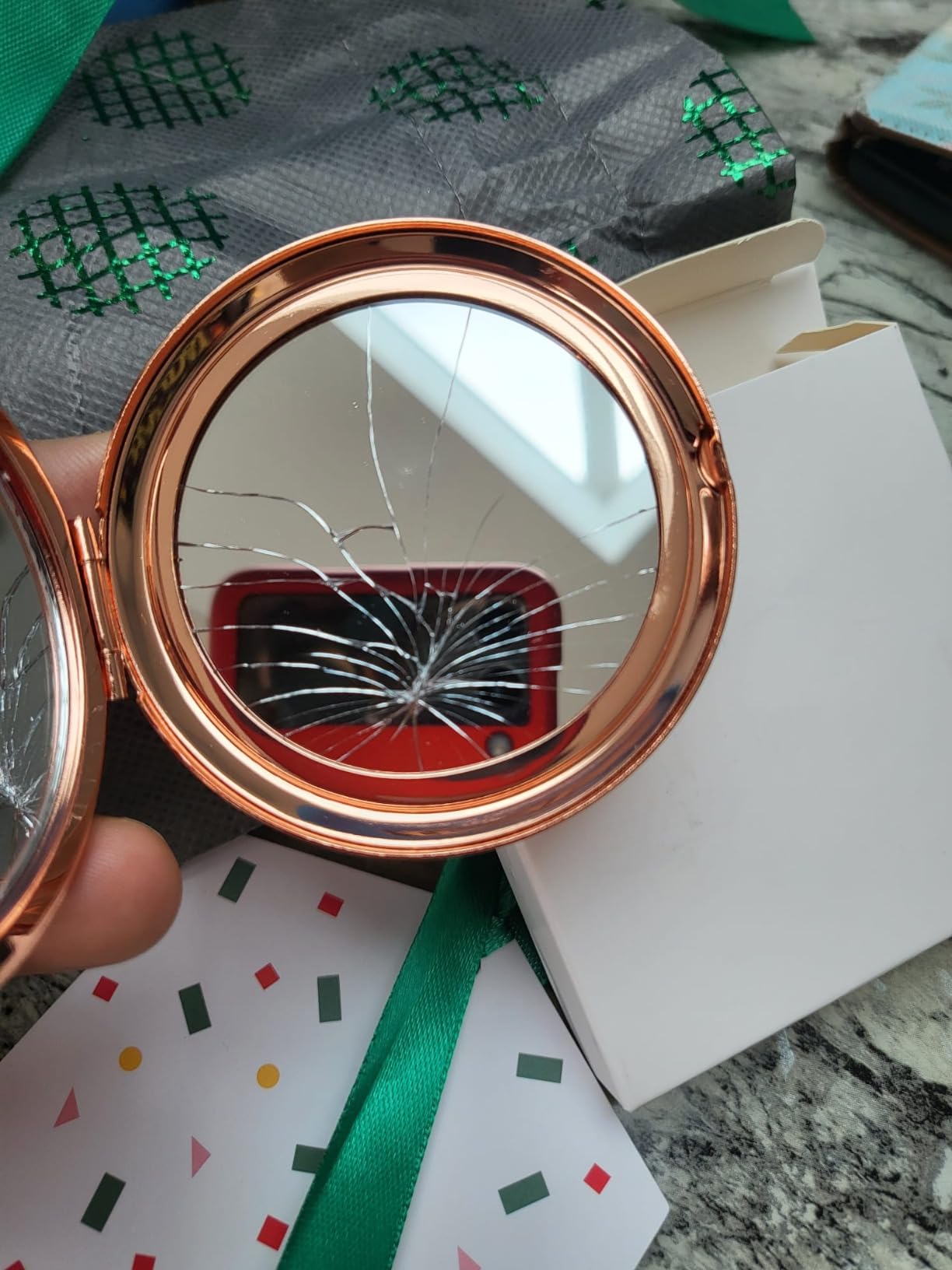 GAOLZIUY Cousin Gifts for Women Cousin Birthday Gifts Rose Gold Compact Mirror Gifts for Cousin Sister Birthday Christmas Graduation Gifts for Best Cousin Pocket Makeup Mirror customer photo 1