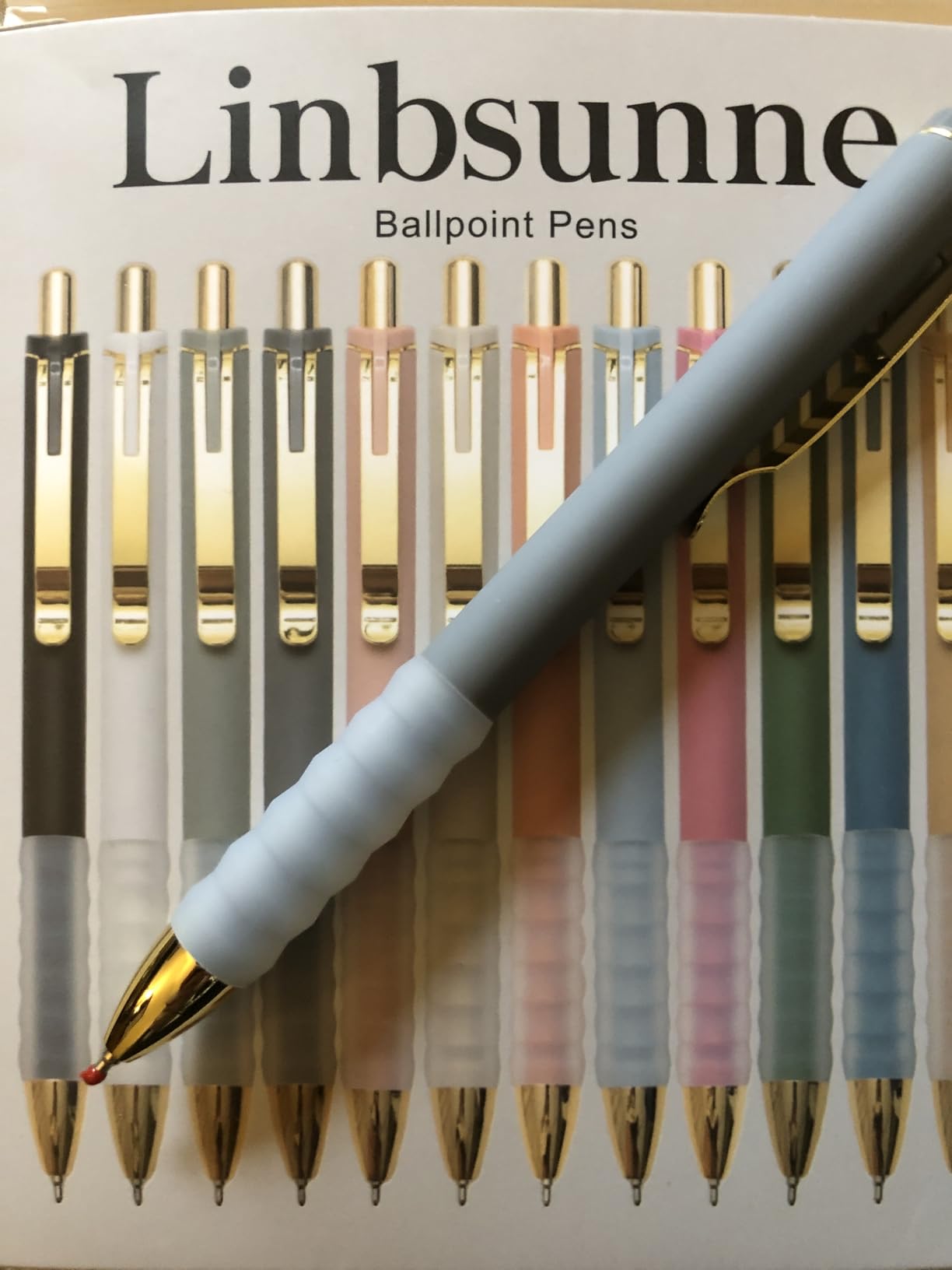 Linbsunne Ballpoint Pens Black Medium Point 1mm Pen with Super Soft Grip Ball Point Pen for Men Women Retractable Pens (gold-12 pcs) customer photo 2