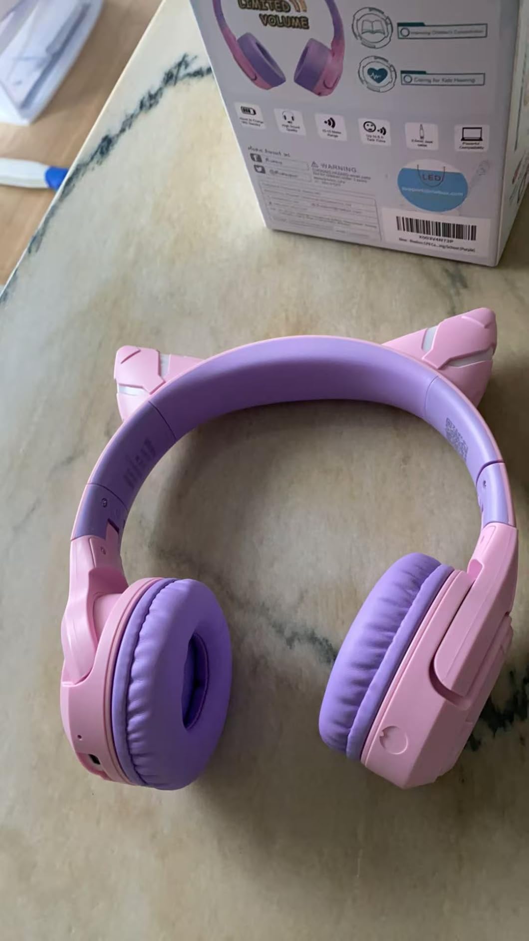 Riwbox CF9 Cat Ear Kids Bluetooth Headphones with LED Light Up,Safe 85dB Volume Limit,Built-in Mic&Boom Mic for Calls,Kids Wireless&Wired Headphones for Tablet/Airplane/School/Online Learning (Purple) customer photo 1