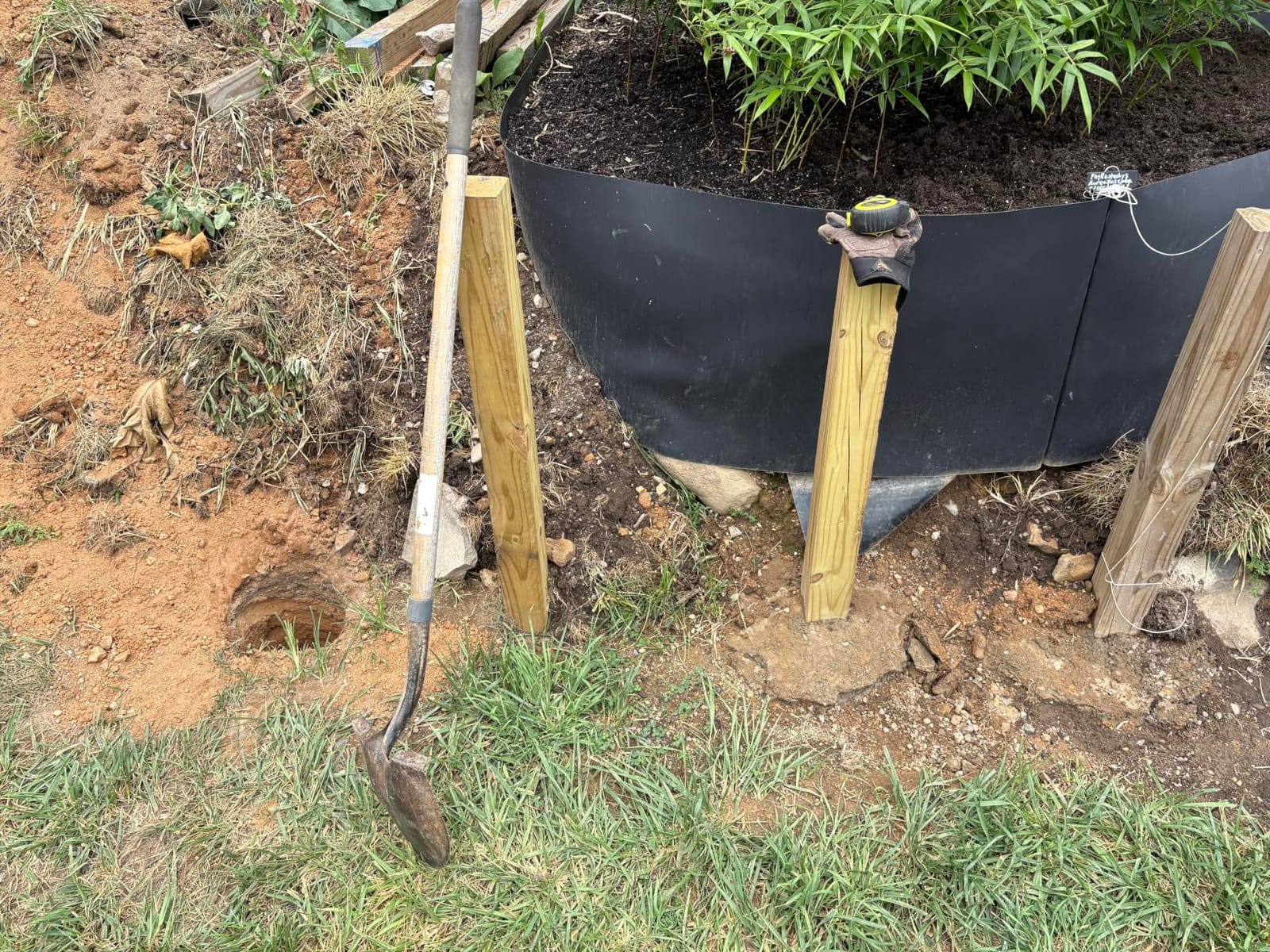 VEVOR Post Hole Digger, 43cc 1250W Auger Earth Digger, Gas-Powered (Fuel) customer photo 1