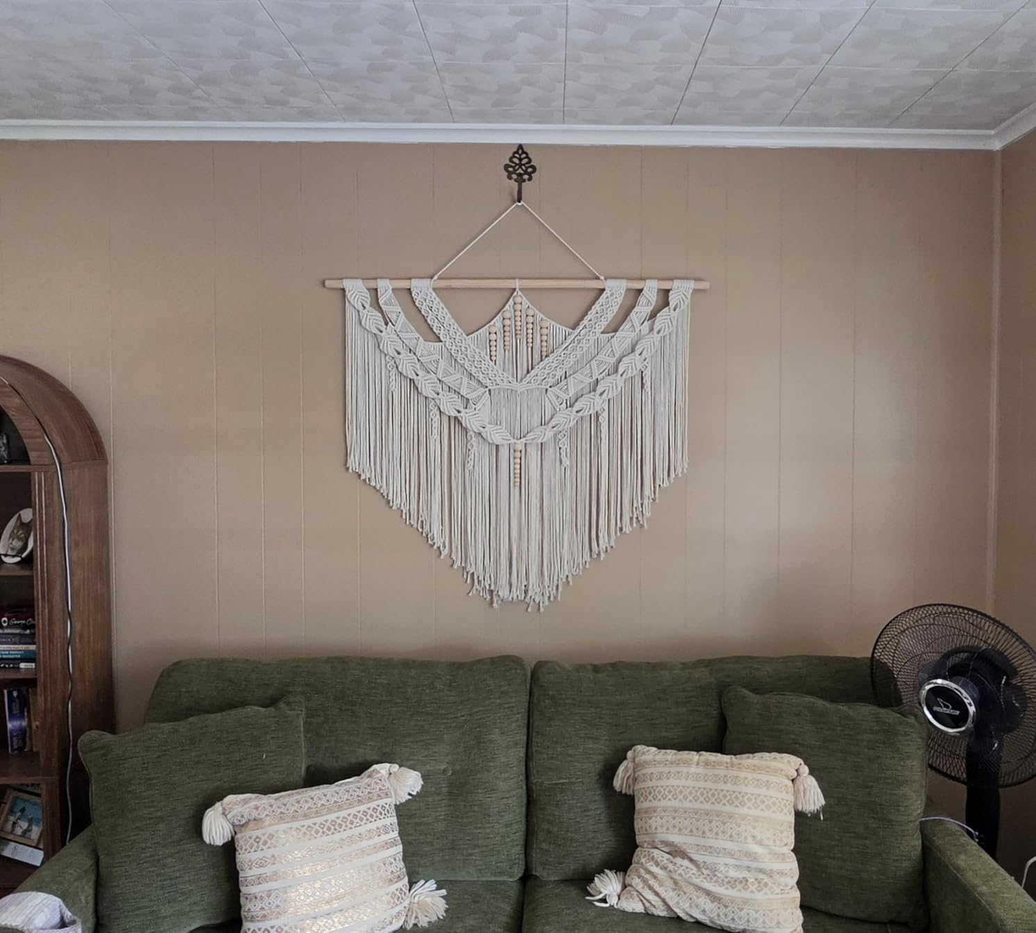 Achart Macrame Wall Hanging Large- Boho Wall Decor- large wall art- Wall Decor Living Room- Macrame Tapestry Boho Decor for Bedroom (Wooden Bead) customer photo 1