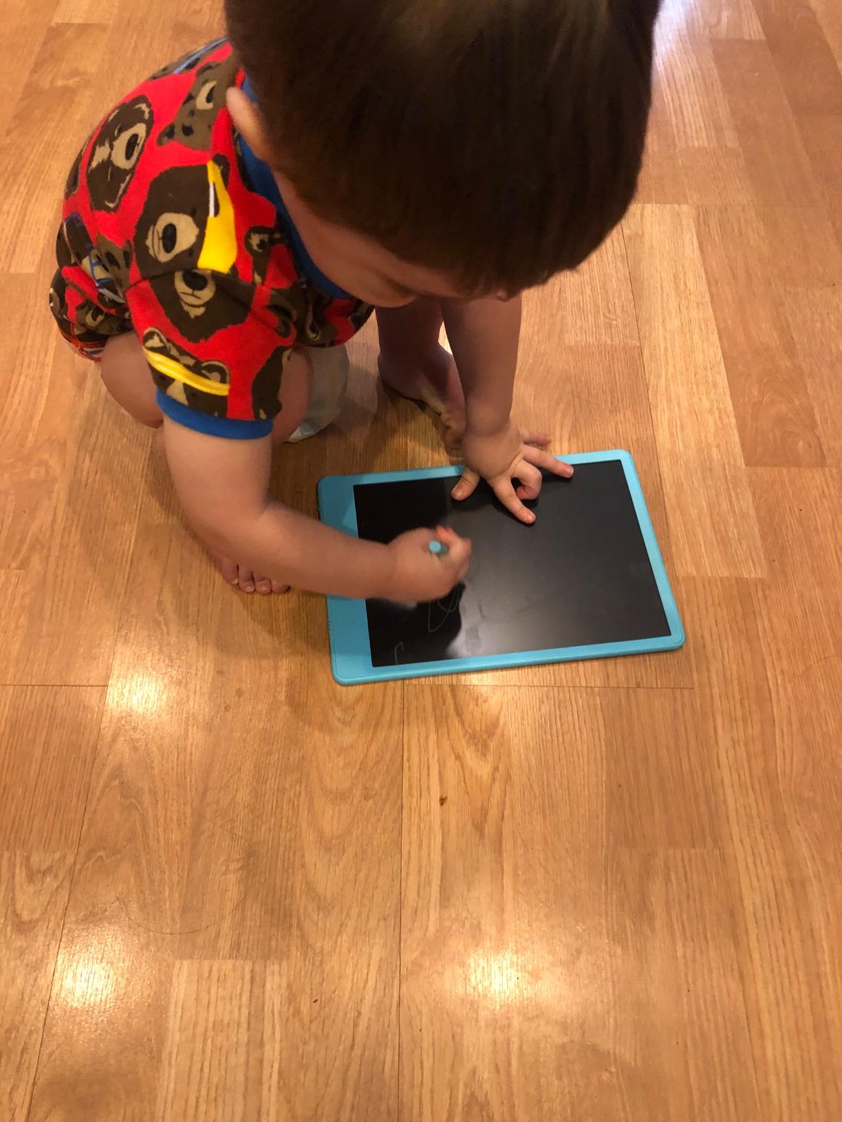EooCoo Kids LCD Writing Tablet, Mess Free Coloring Books, Travel Toys customer photo 2