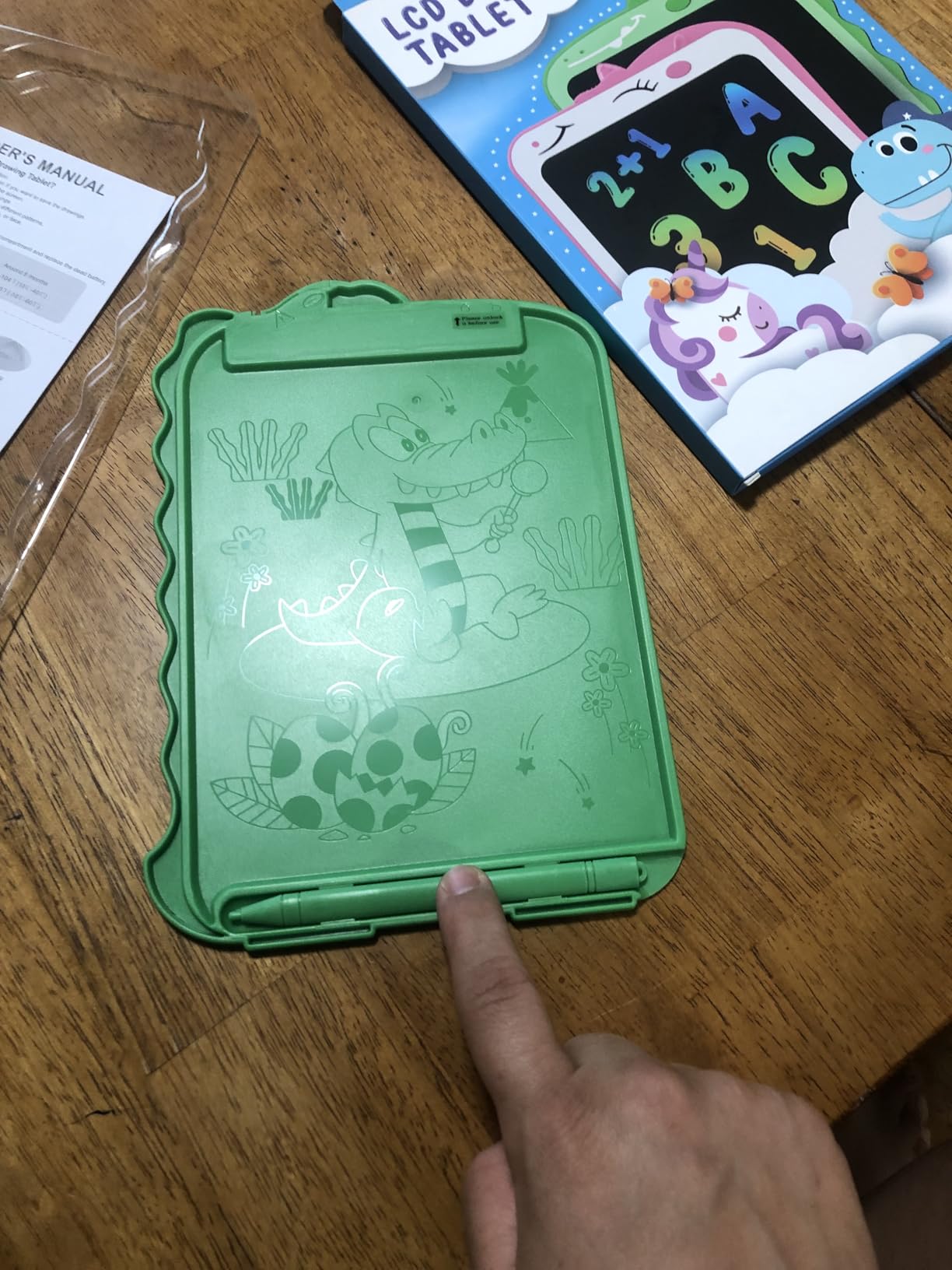 Teriph LCD Writing Tablet for Kids, Colorful Toddlers Toys Drawing Board, Educational Kid Toys, Doodle Pad Dinosaur Toy for 3 4 5 6 7 8 Year Old Boys Girls Birthday Party Xmas,8.5inch & Green customer photo 1