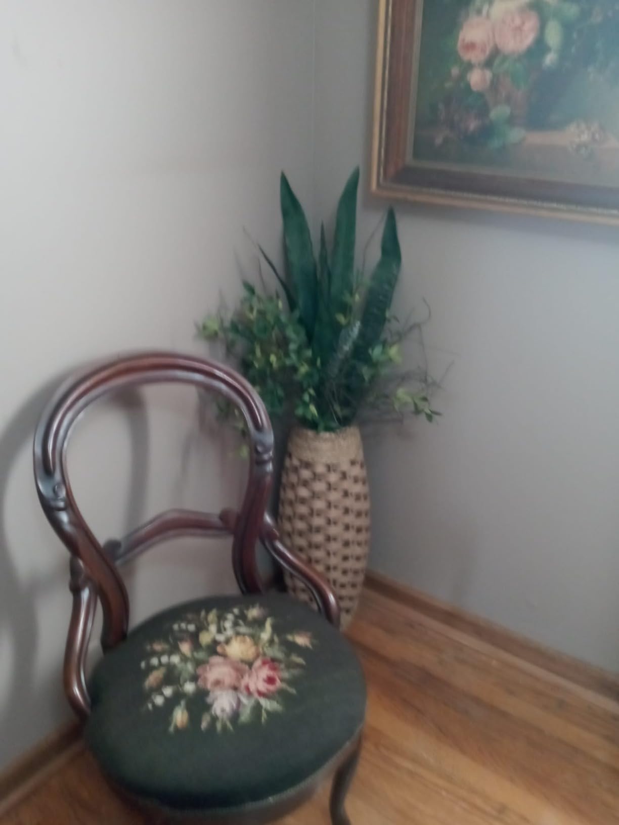 Hosley 20” Woven Floor Vase – Natural Wood & Grass Tall Decorative Vase for Pampas, Living Room, Entryway & Home Décor customer photo 2