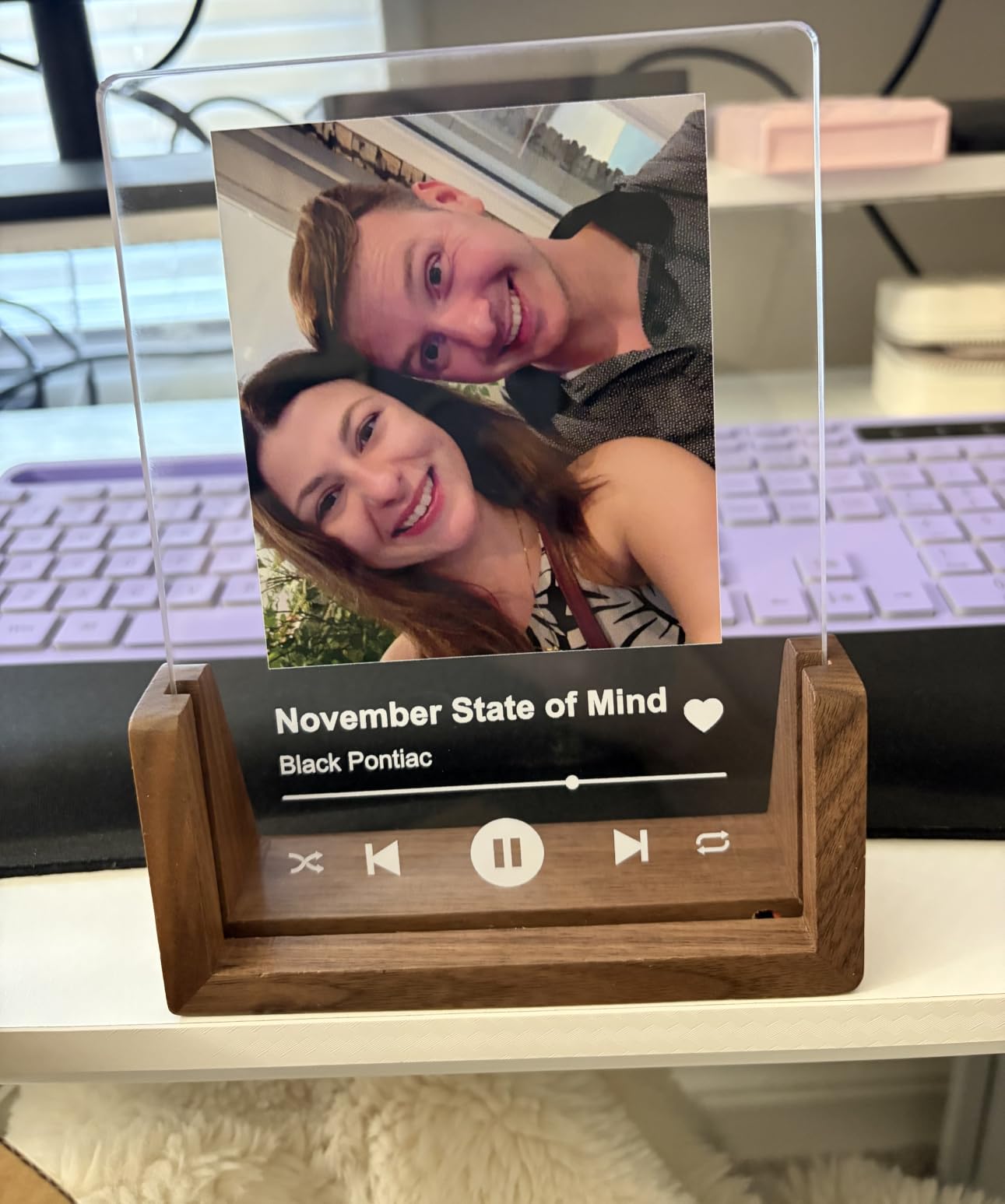LUCKOR 2026 Personalized Mothers Day Picture Frame for Mom, Custom Gifts for Mother's Day from Daughter Son Kids, Customized Photo Presents for Wife from Husband, Best Mom Ever Gift Ideas customer photo 1