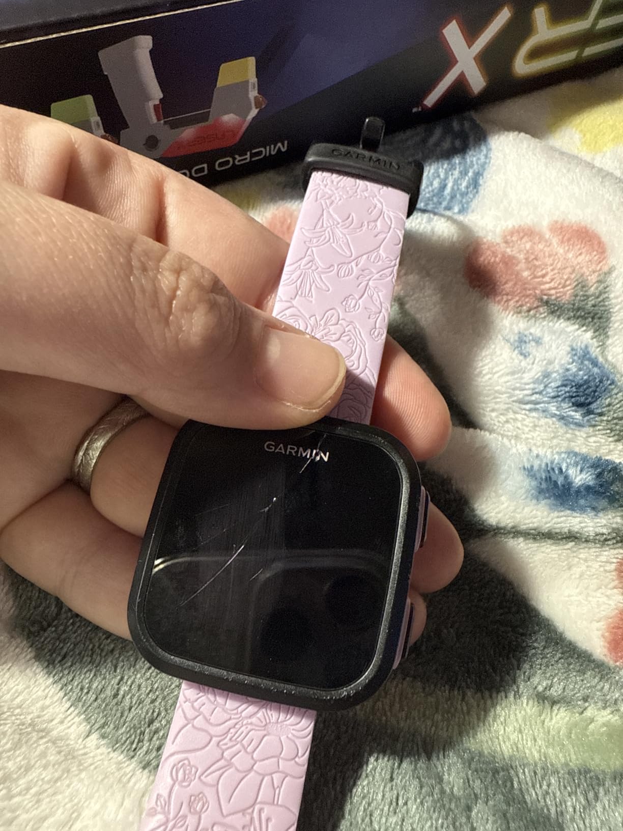 Garmin Bounce™, Kids Smartwatch, Two-Way Text and Voice Messaging, Location Tracking, Lilac Floral customer photo 1