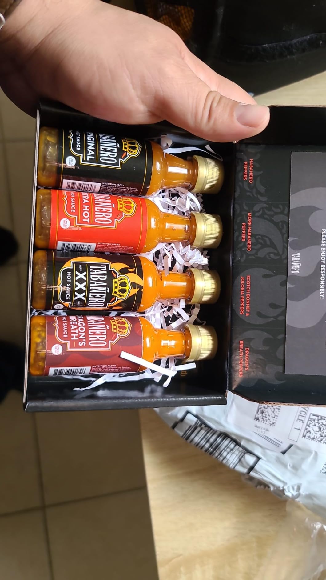 Tabañero Challenge Box, Hot Sauce Gift Set, 4-Pack customer photo 2