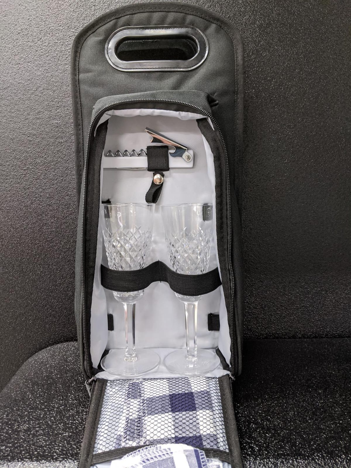 ALLCAMP Wine Bag, Wine Gift Set with Glasses & Opener, Gift for Lovers customer photo 1