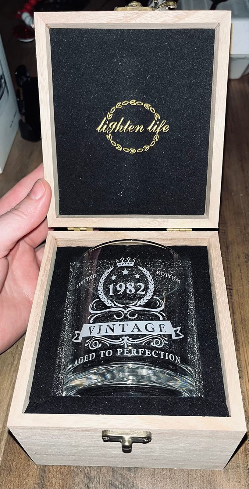 LIGHTEN LIFE 40th Birthday Gifts for Men 12 OZ,1986 Whiskey Glass in Valued Wooden Box, Bourbon Glass for 40 Years Old Dad,Husband,Friend,40th Bday Gift Ideas customer photo 2