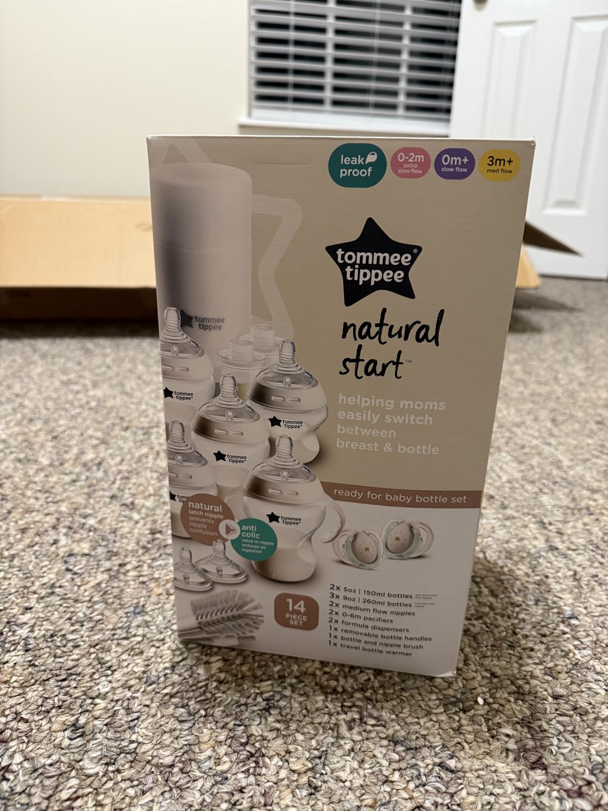 Tommee Tippee Natural Start Baby Bottle Set, Breast-Like Nipples, 0m+ customer photo 2