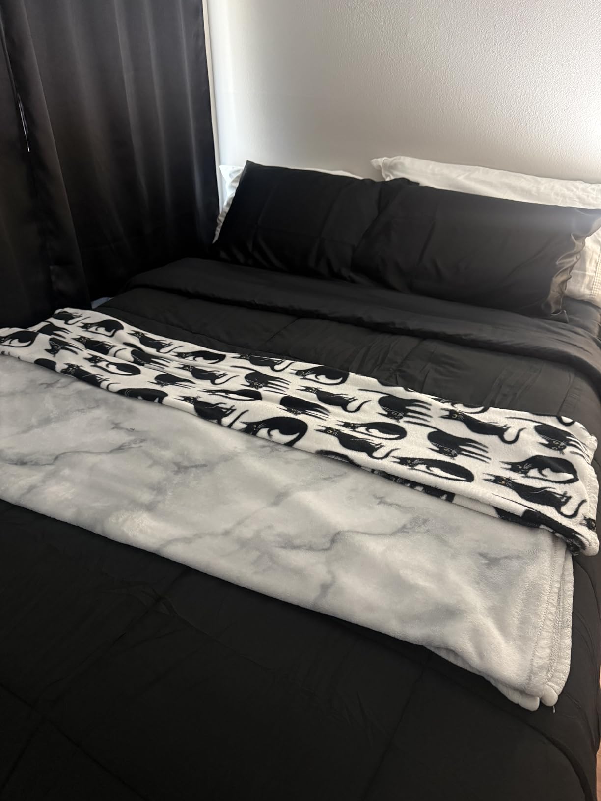 CozyLux Twin XL Comforter Set Black - 5 Pieces Twin XL Bed in a Bag customer photo 1