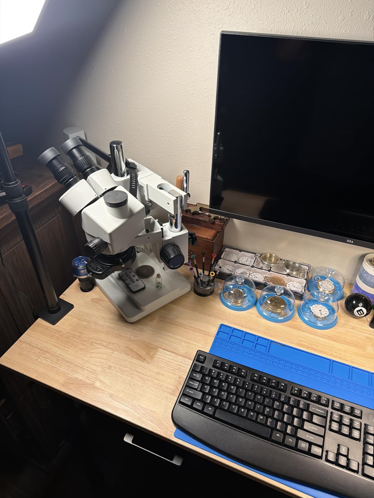 Professional Trinocular Stereo Zoom Microscope, 3.5X-90X Magnification,WF10X Eyepieces, 0.7X-4.5X Zoom,0.5X & 2.0X Auxiliary Lens, Double-Arm Boom Stand, 56S LED Ring Light,Two adapters customer photo 2